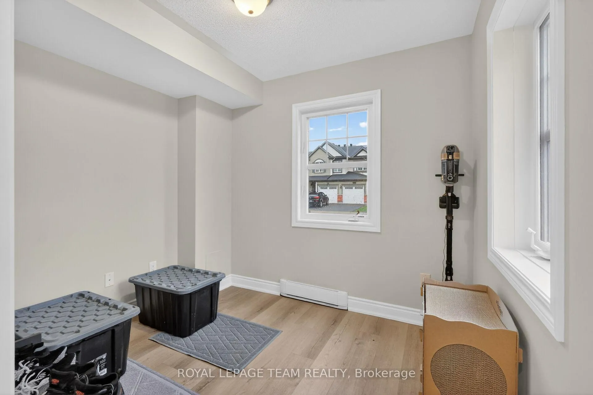Photo 10 of 216 Cayman Road, Ottawa, Stittsville (North) — HOMEH