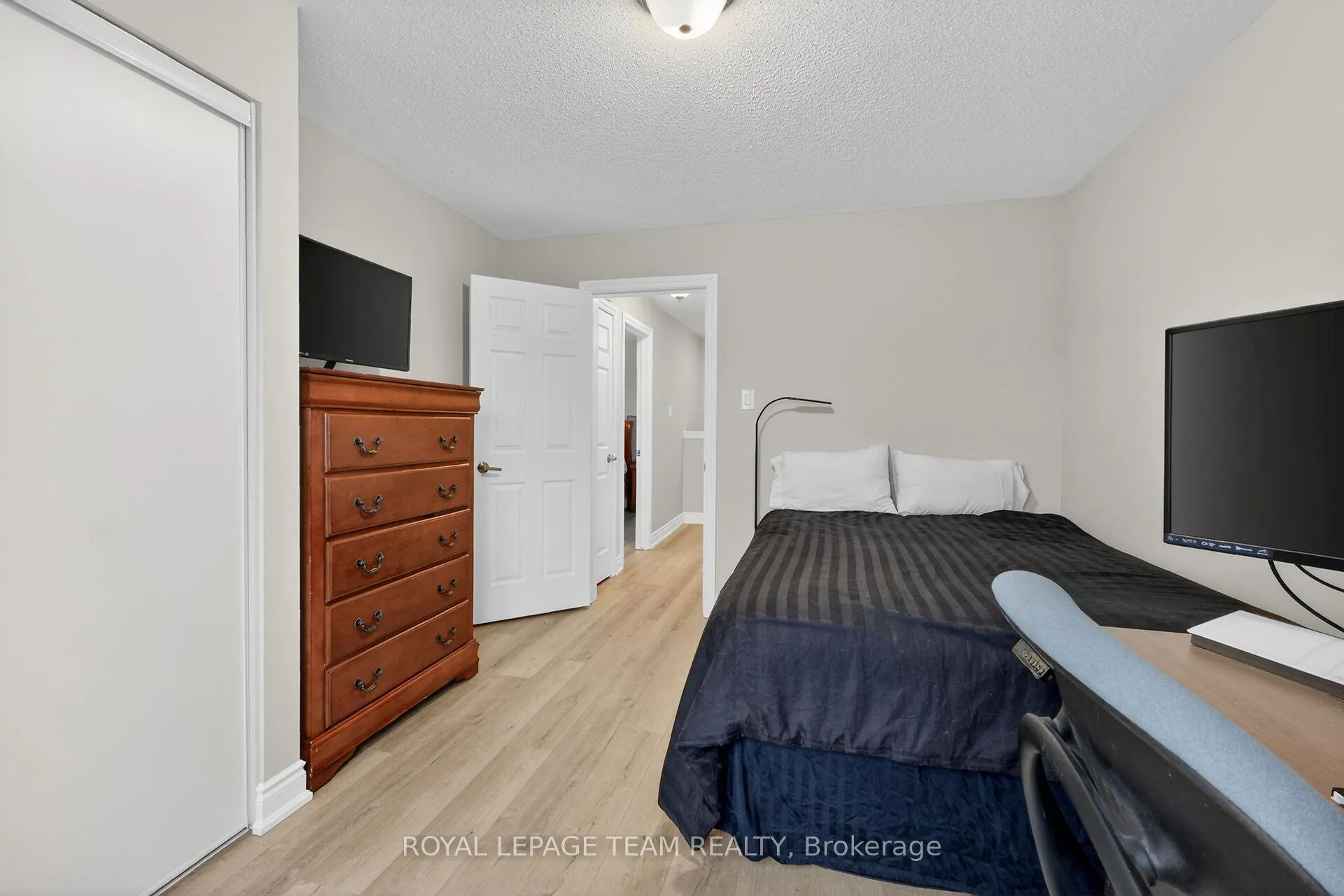 Photo 34 of 216 Cayman Road, Ottawa, Stittsville (North) — HOMEH