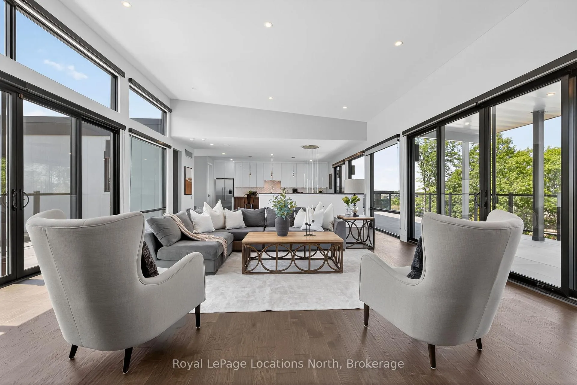 Photo 7 of 116 Courchevel Crescent, Blue Mountains — HOMEH