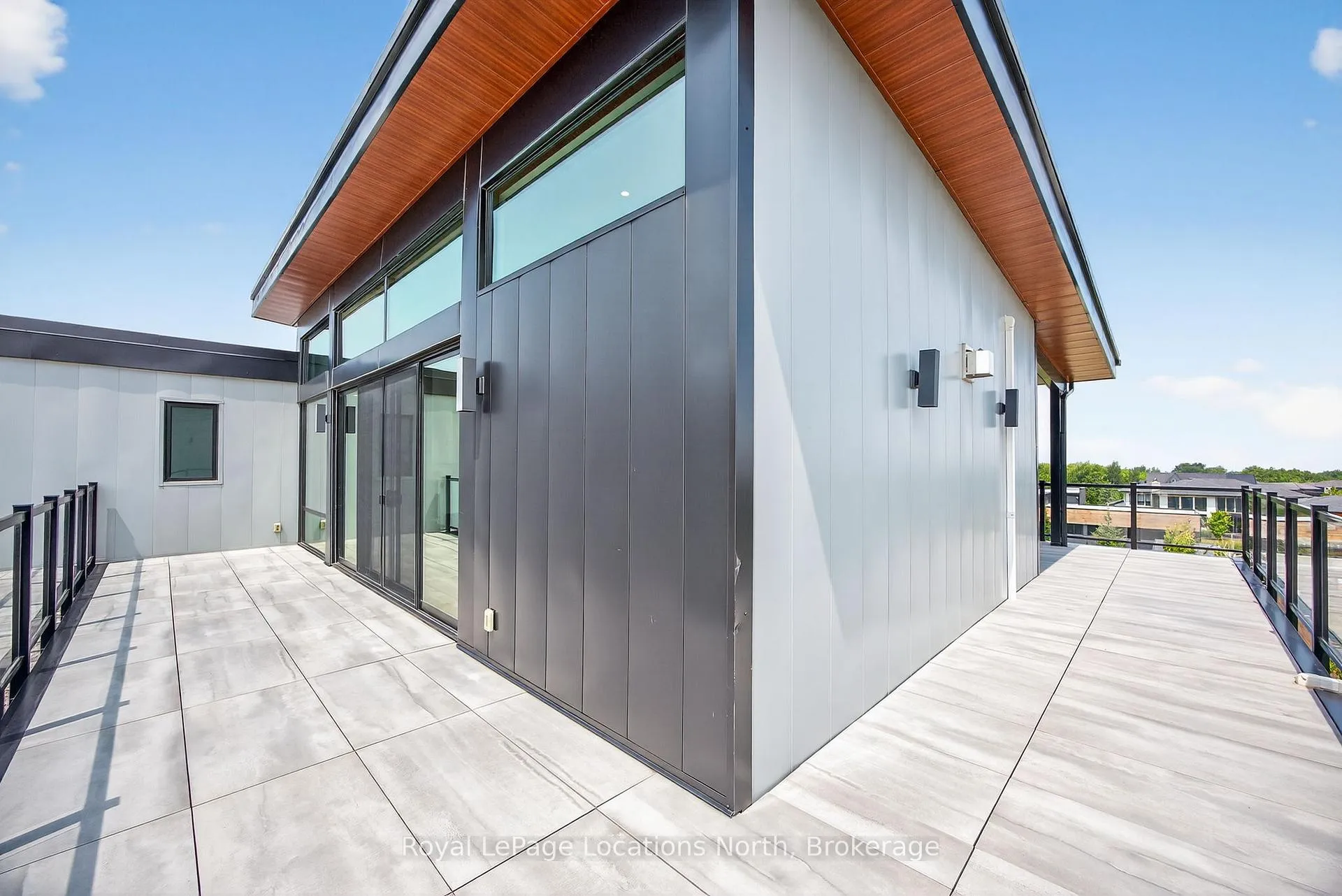 Photo 13 of 116 Courchevel Crescent, Blue Mountains — HOMEH