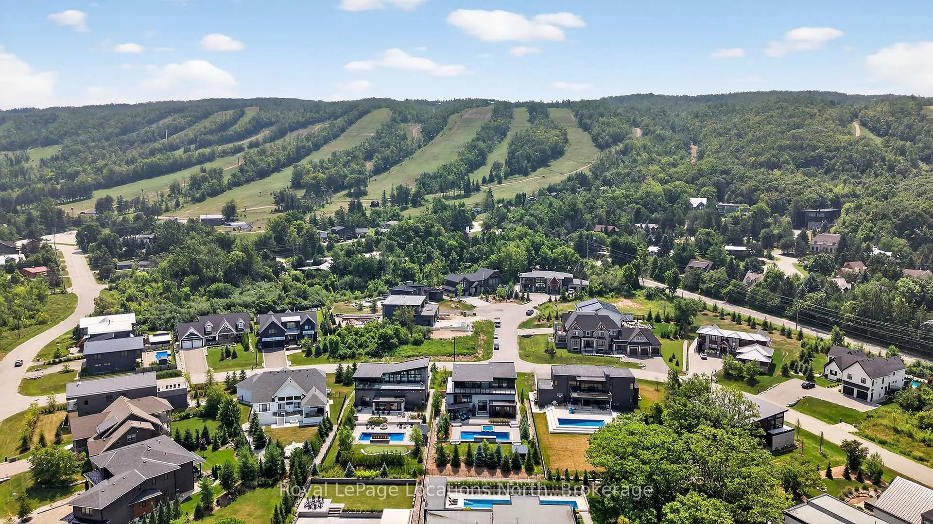 Photo 19 of 116 Courchevel Crescent, Blue Mountains — HOMEH