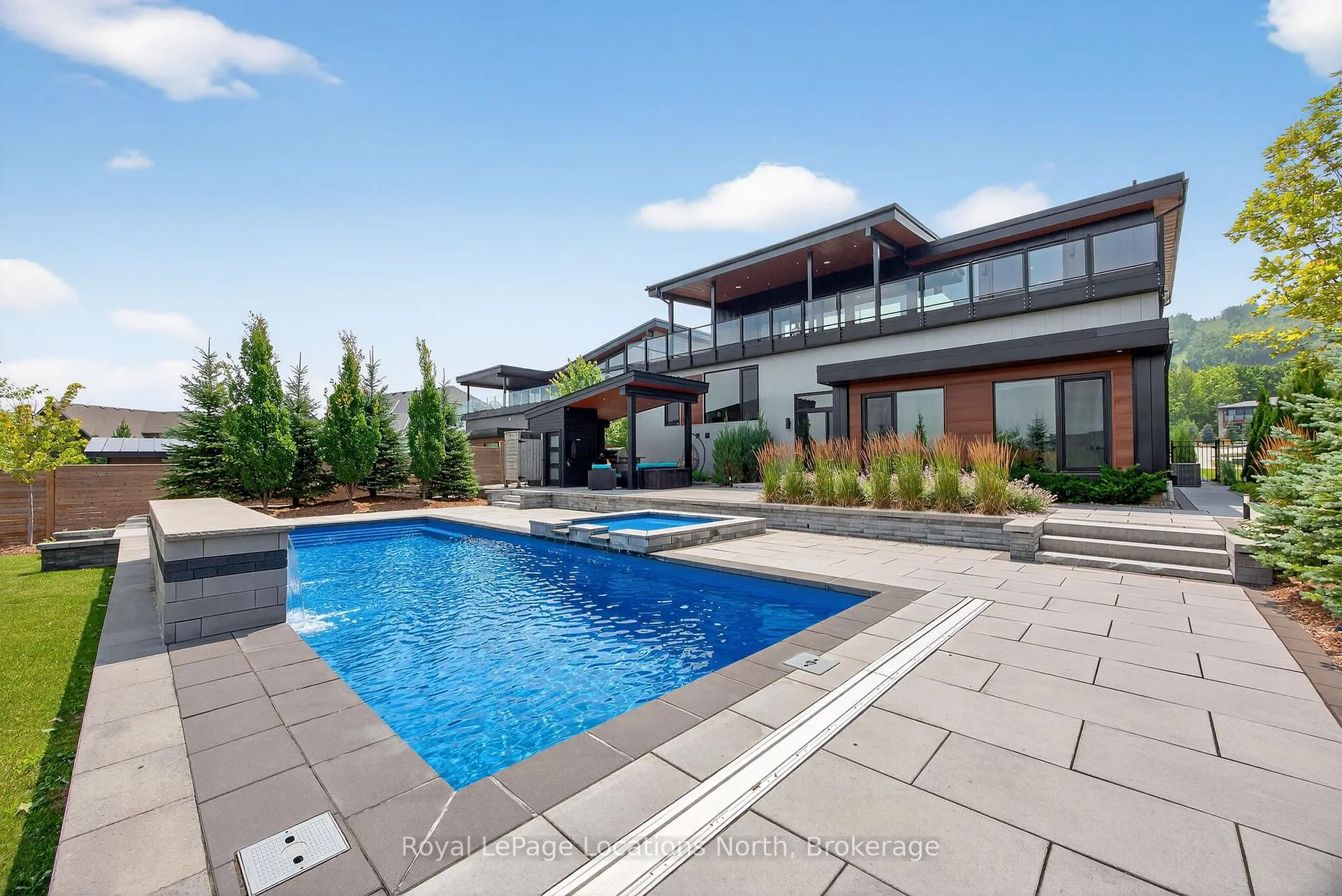 Photo 32 of 116 Courchevel Crescent, Blue Mountains — HOMEH