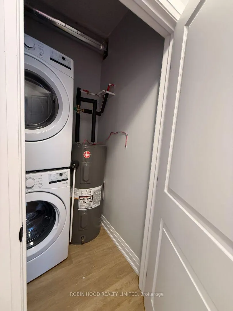Photo 7 of Unit Unit 201, 60 Donald Street, Barrie, Queen's Park — HOMEH