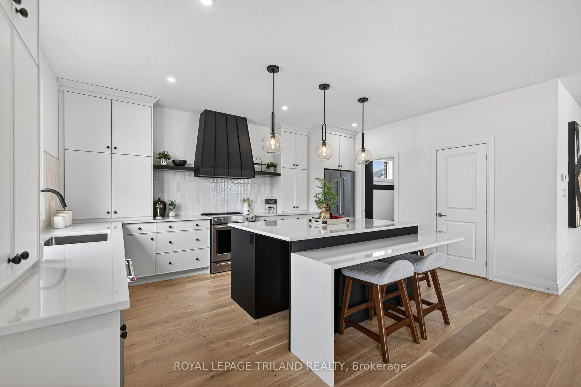 Photo 26 of 35 Allister Drive, Middlesex Centre, Kilworth — HOMEH