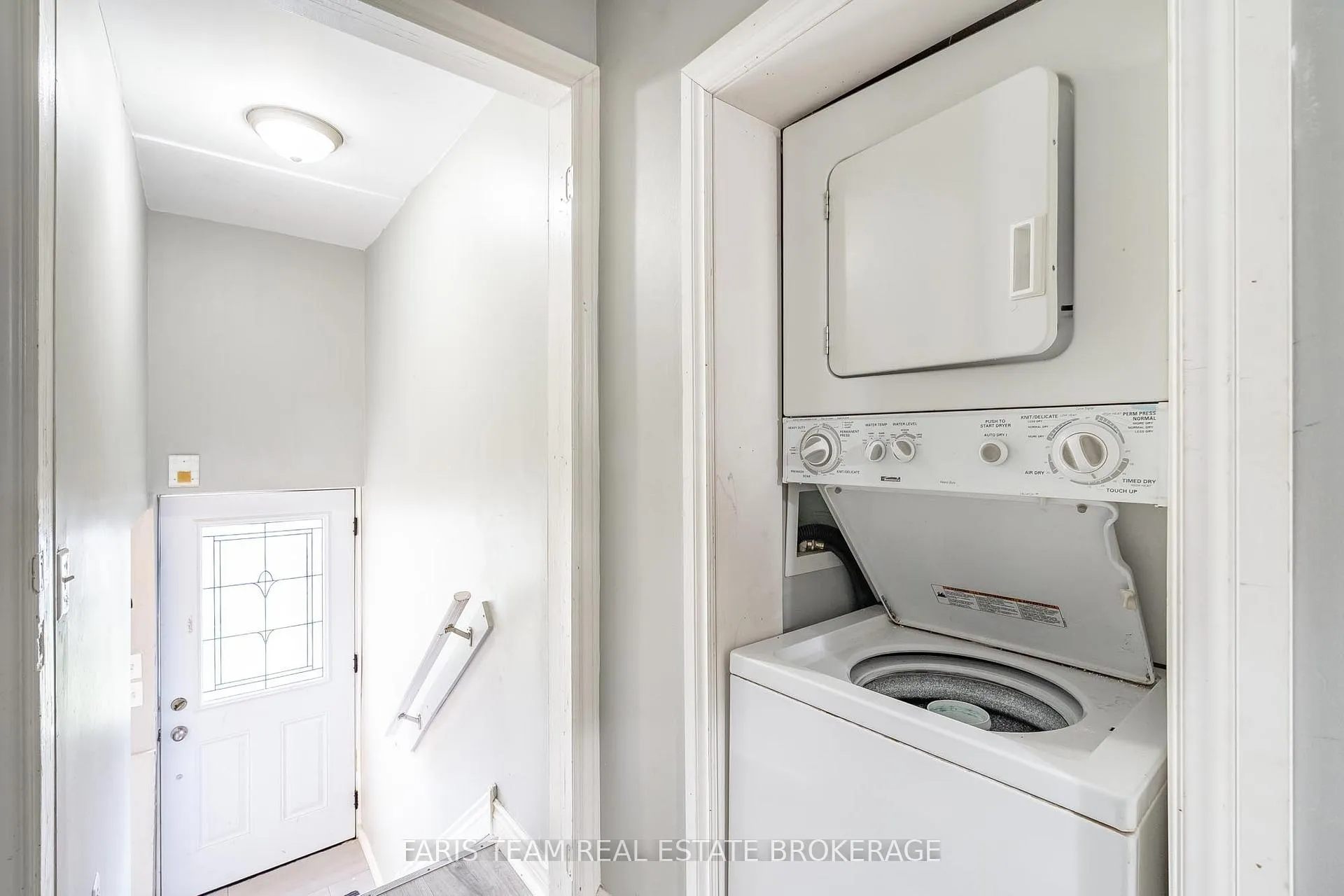 Photo 15 of Unit 2, 405 Bay Street, Midland — HOMEH