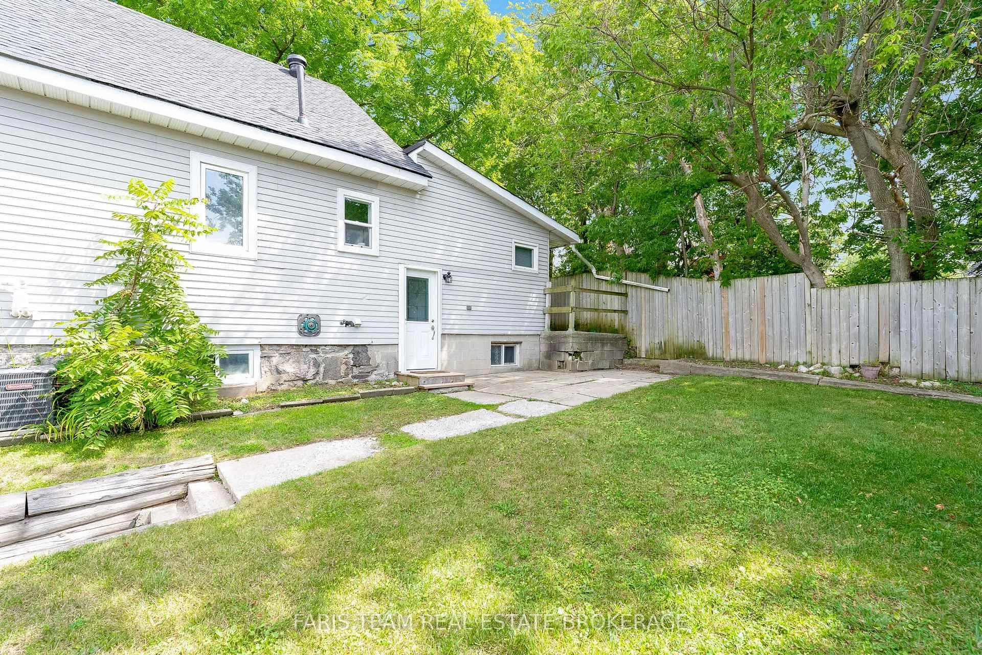 Photo 16 of Unit 2, 405 Bay Street, Midland — HOMEH