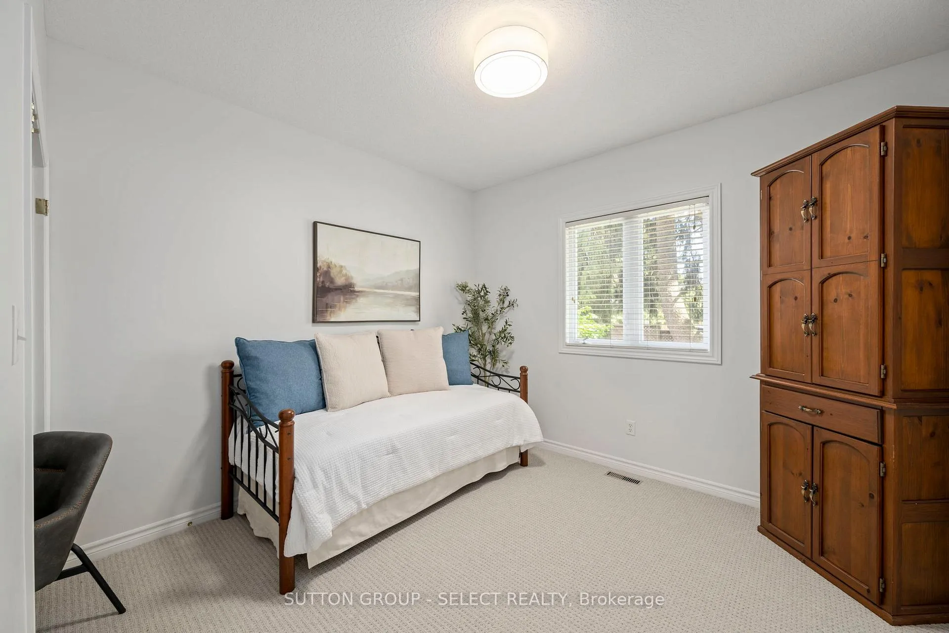 Photo 11 of Unit 2, 339 Boler Road, London, South B — HOMEH