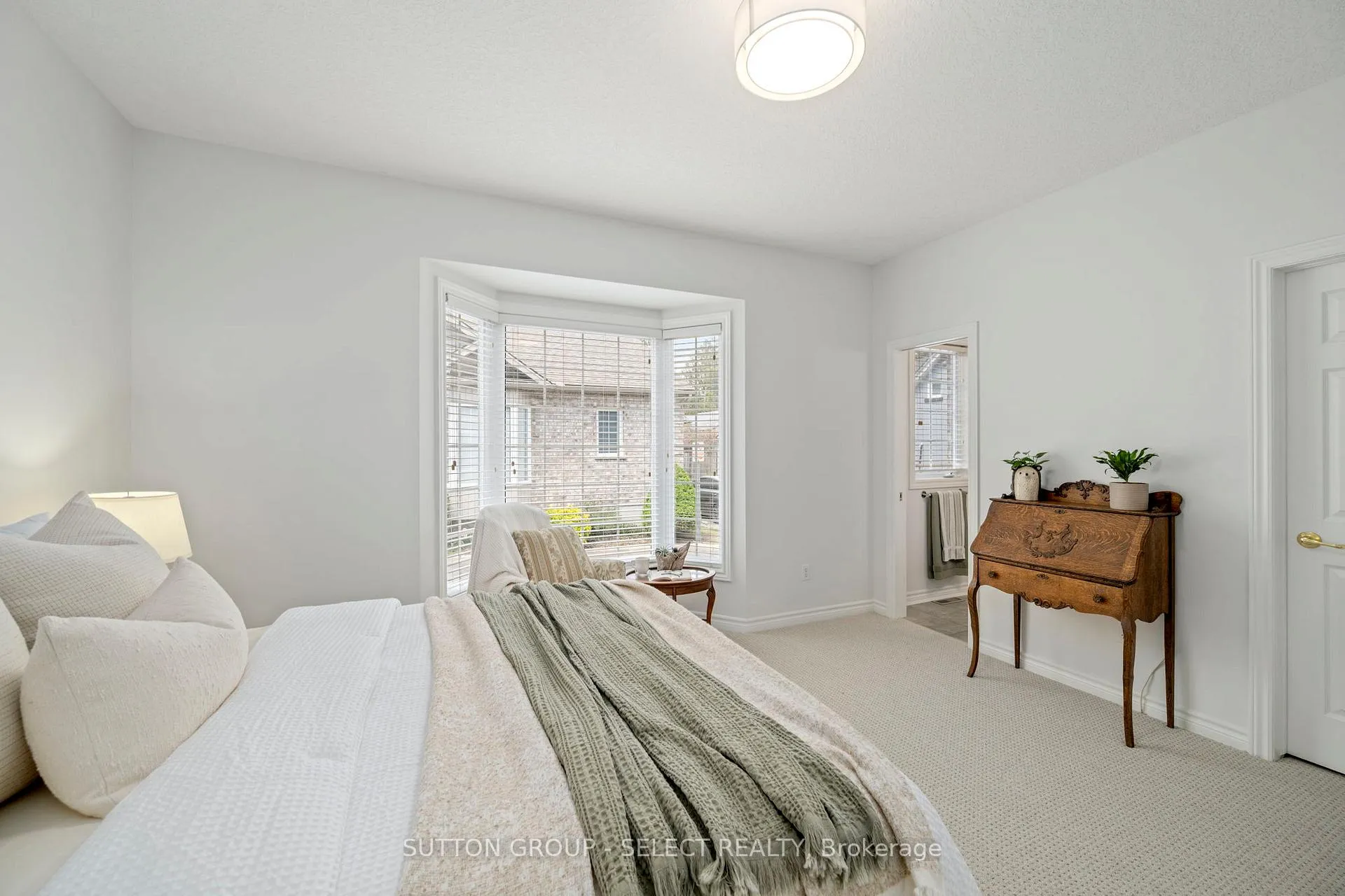 Photo 15 of Unit 2, 339 Boler Road, London, South B — HOMEH