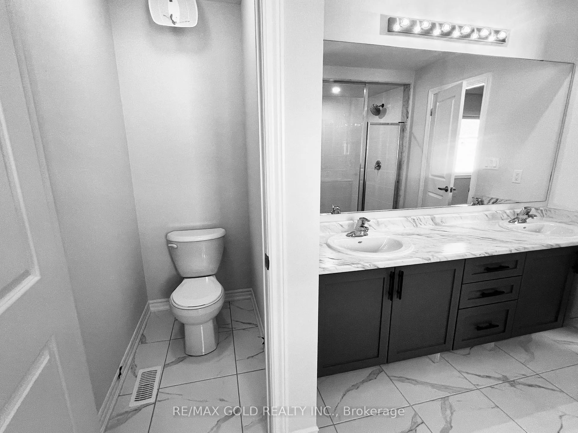 Photo 19 of 24 Hylton Drive, Barrie, Rural Barrie Southeast — HOMEH