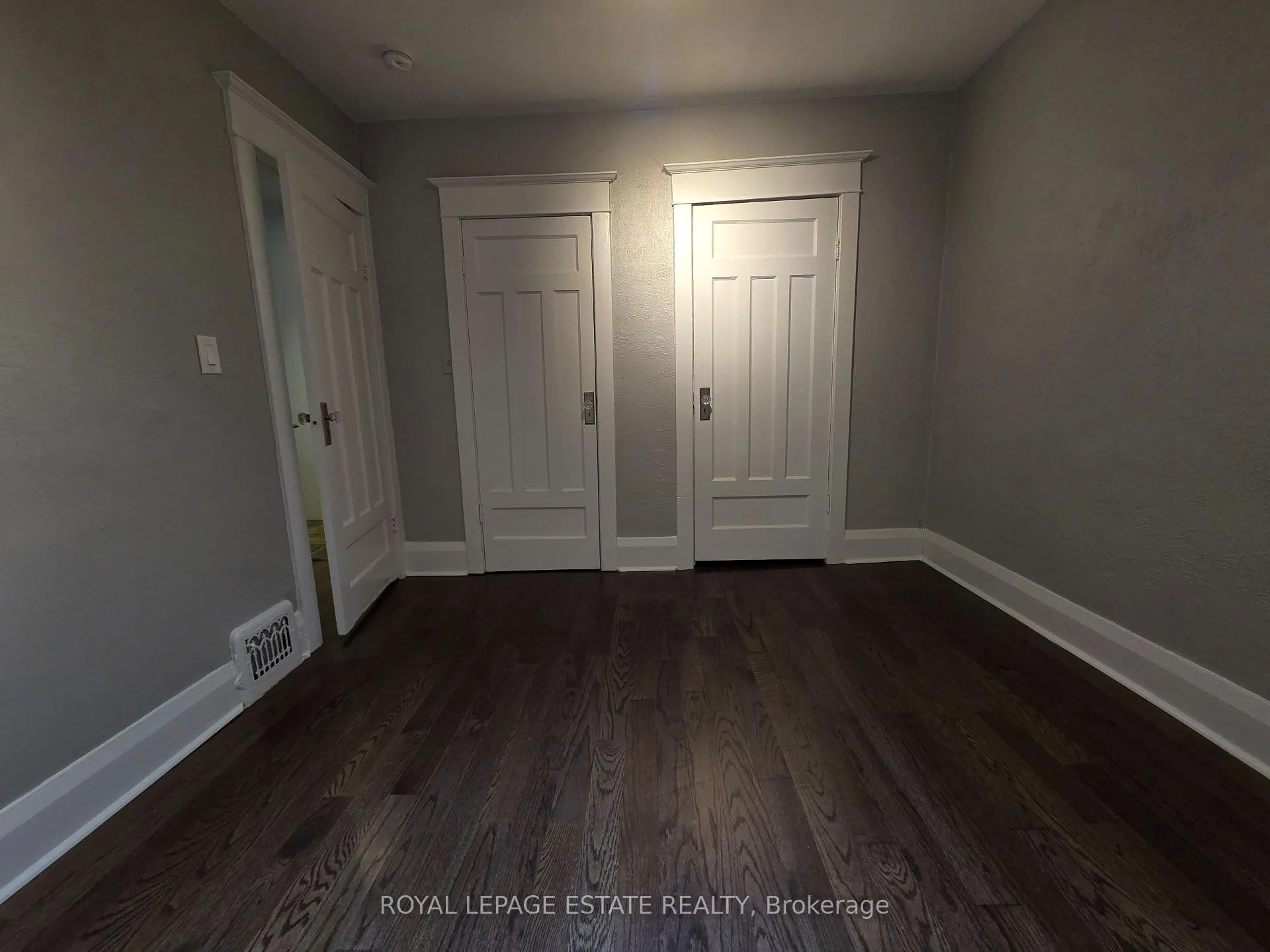 Photo 18 of Unit Upper Level, 265 Willow Avenue, Toronto, The Beaches — HOMEH