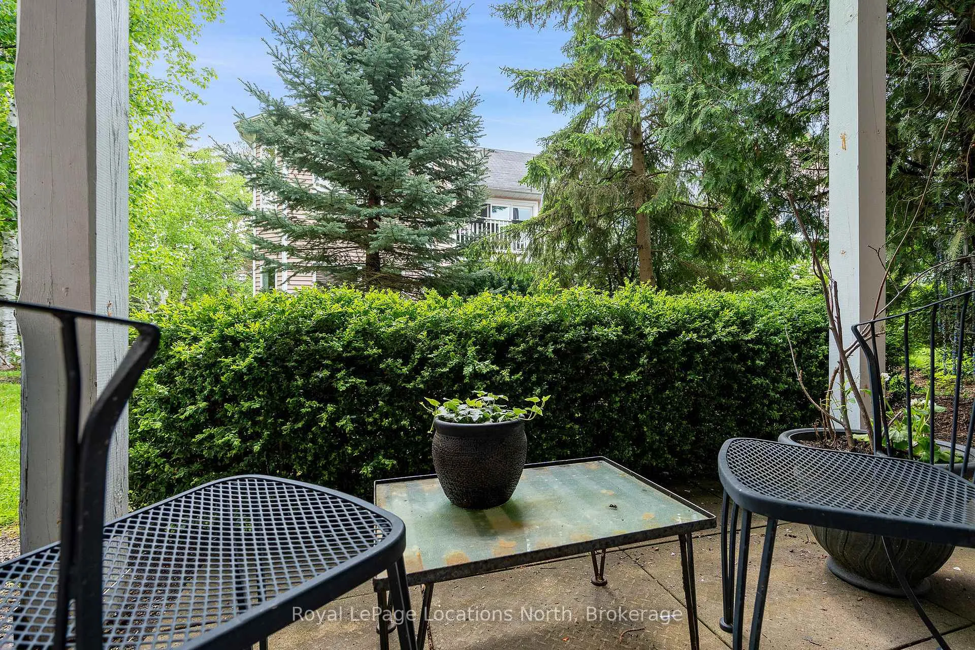 Photo 14 of 166 Fairway Crescent, Collingwood — HOMEH