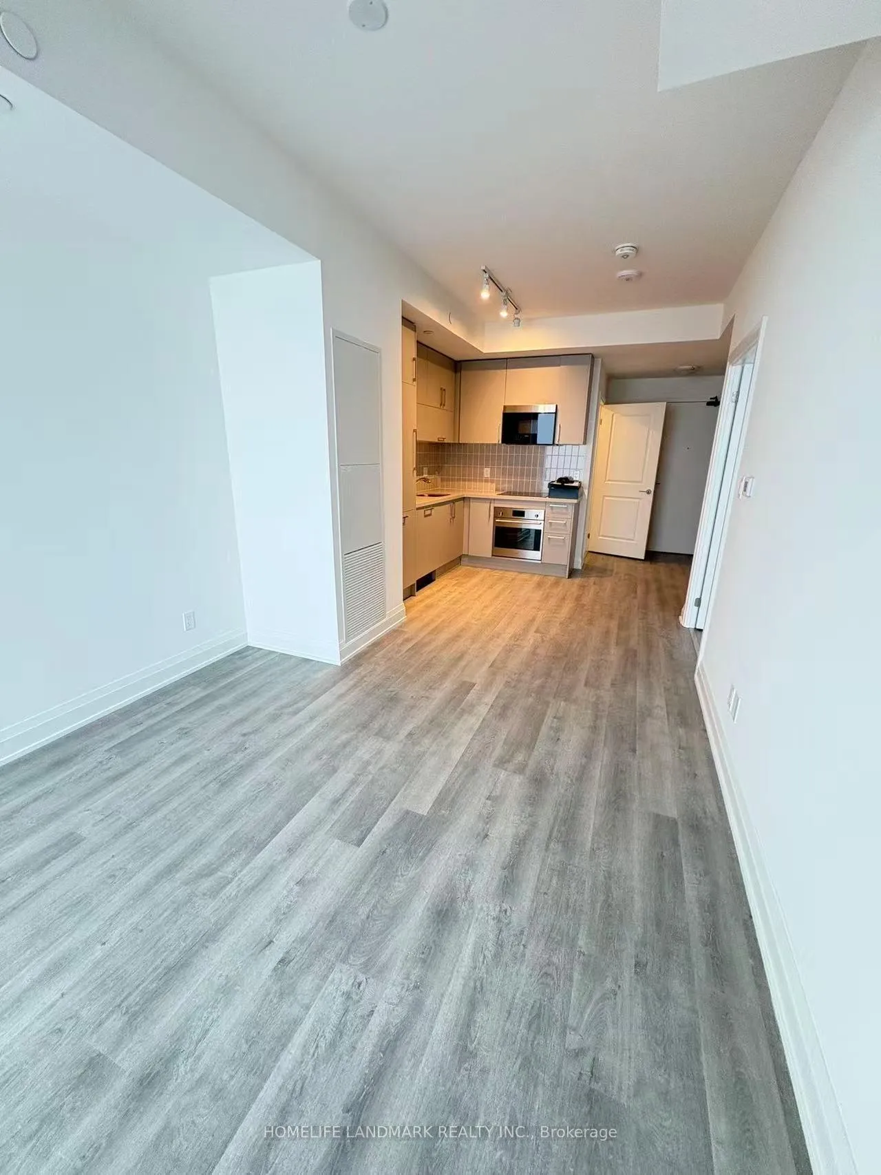 Photo 4 of Unit 1808, 38 Andre De Grasse Street, Markham, Unionville — HOMEH