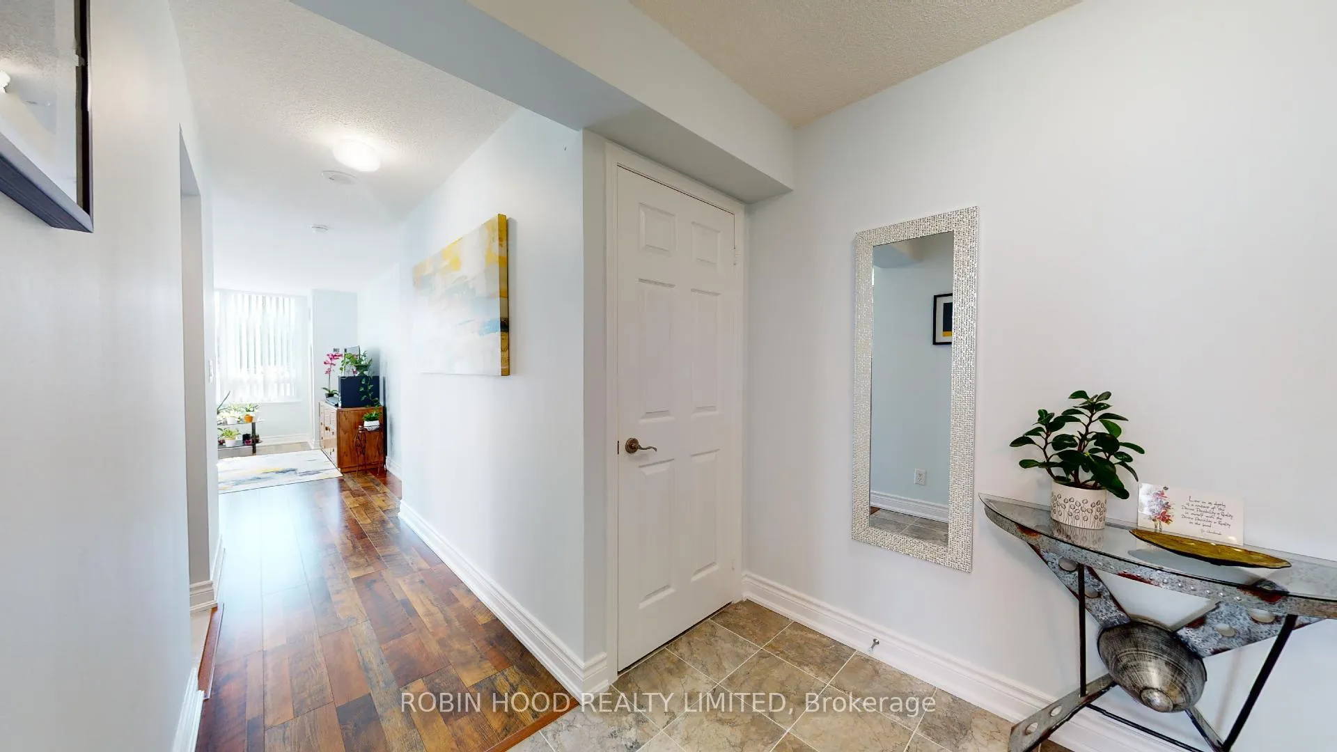 Photo 3 of Unit 509, 88 Grangeway Avenue, Scarborough, Woburn — HOMEH