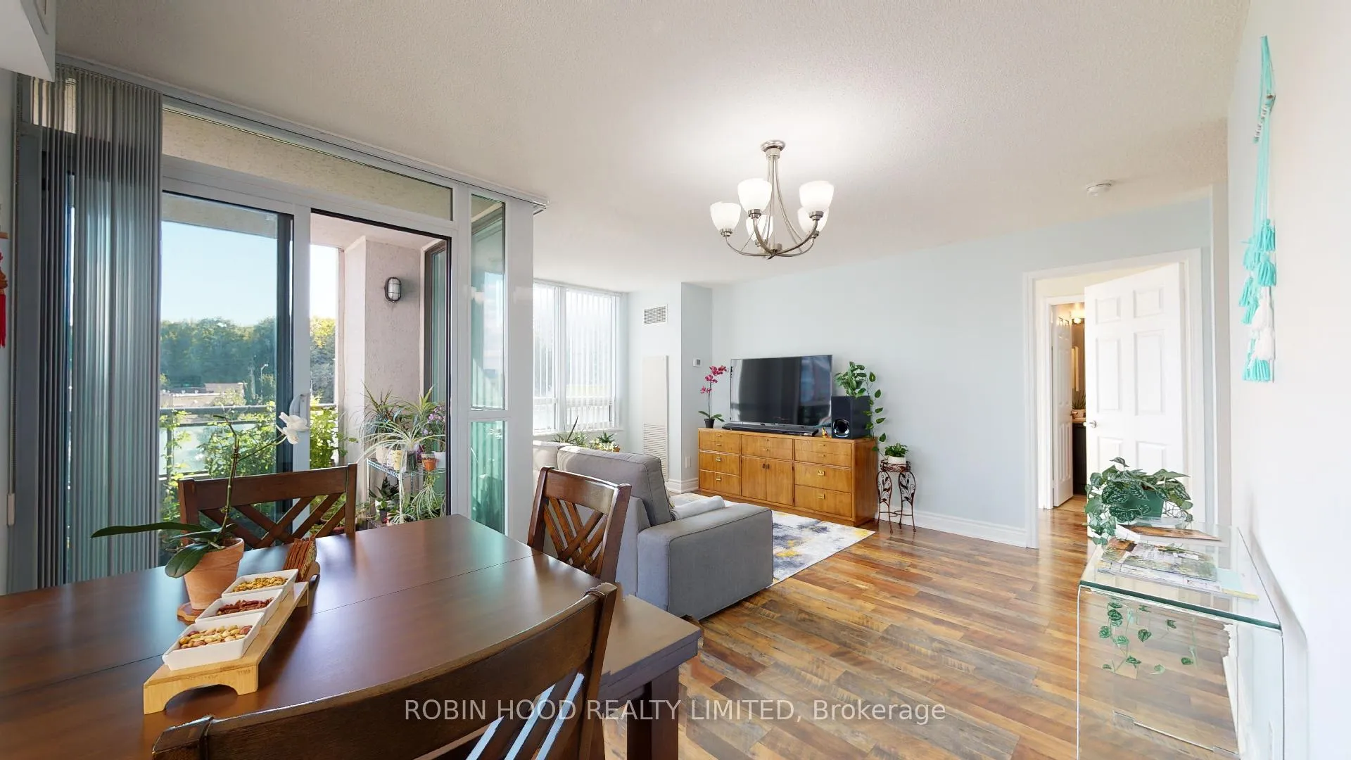 Photo 5 of Unit 509, 88 Grangeway Avenue, Scarborough, Woburn — HOMEH