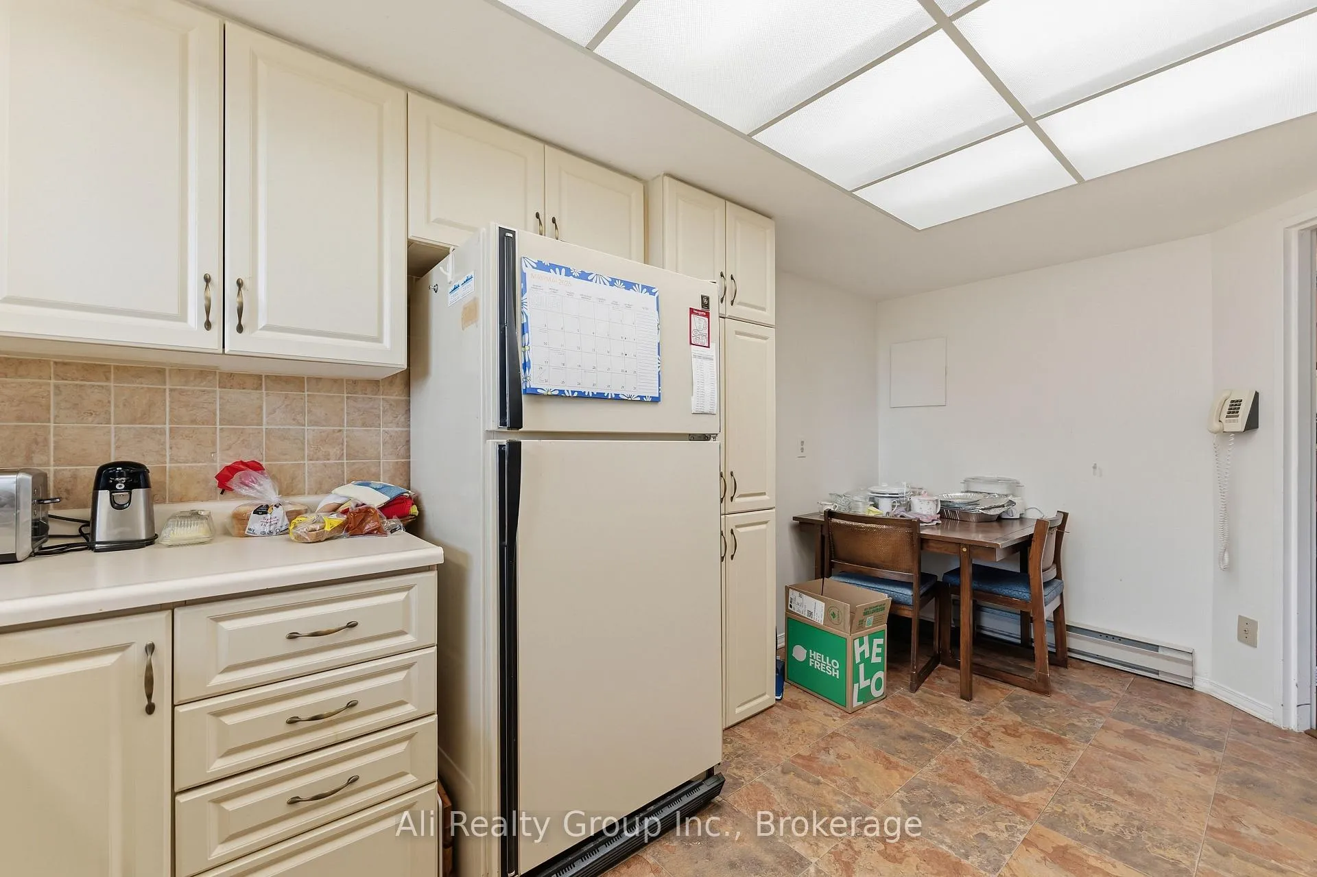 Photo 14 of Unit 610, 1705 Playfair Drive, Ottawa, Playfair Park — HOMEH