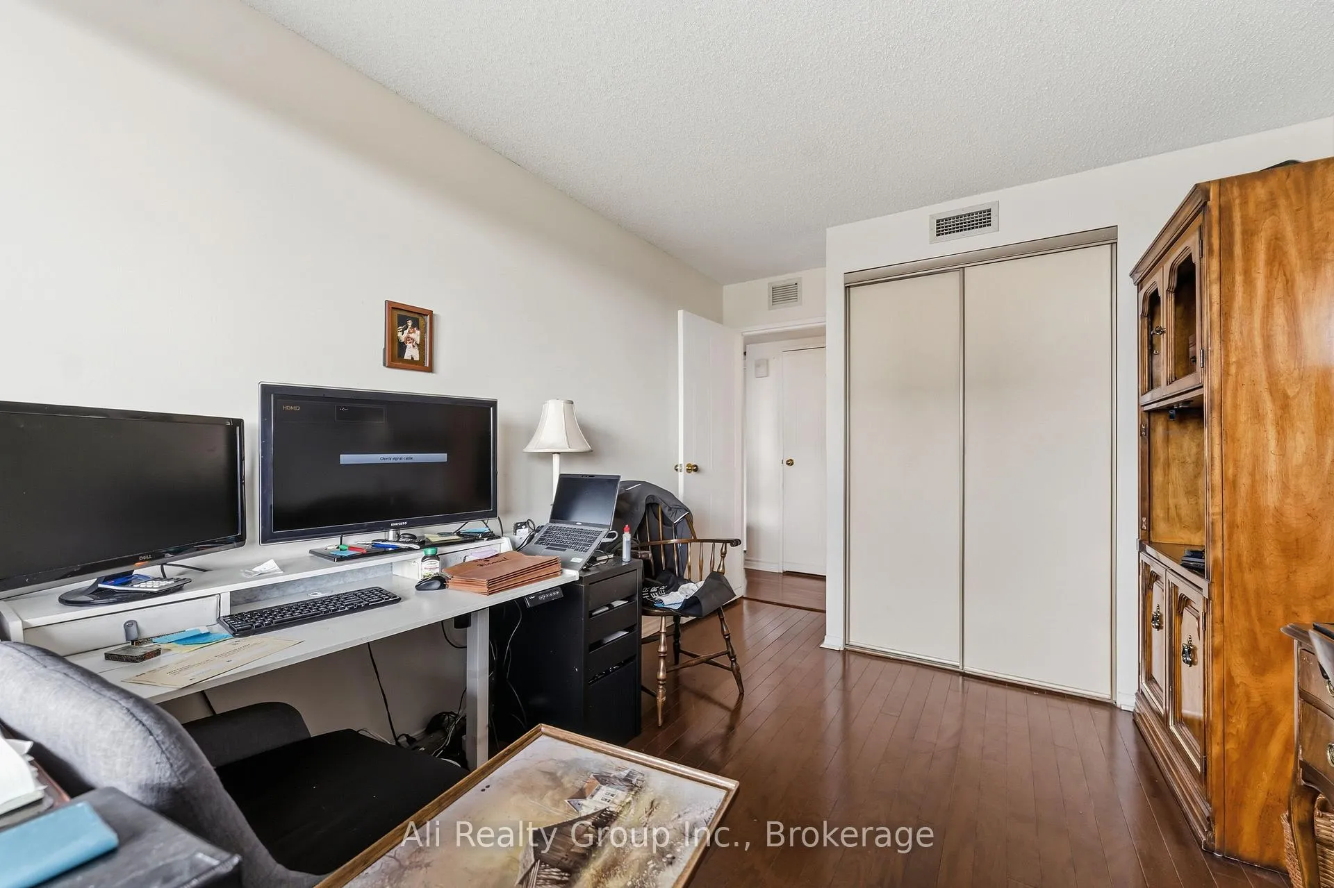 Photo 18 of Unit 610, 1705 Playfair Drive, Ottawa, Playfair Park — HOMEH