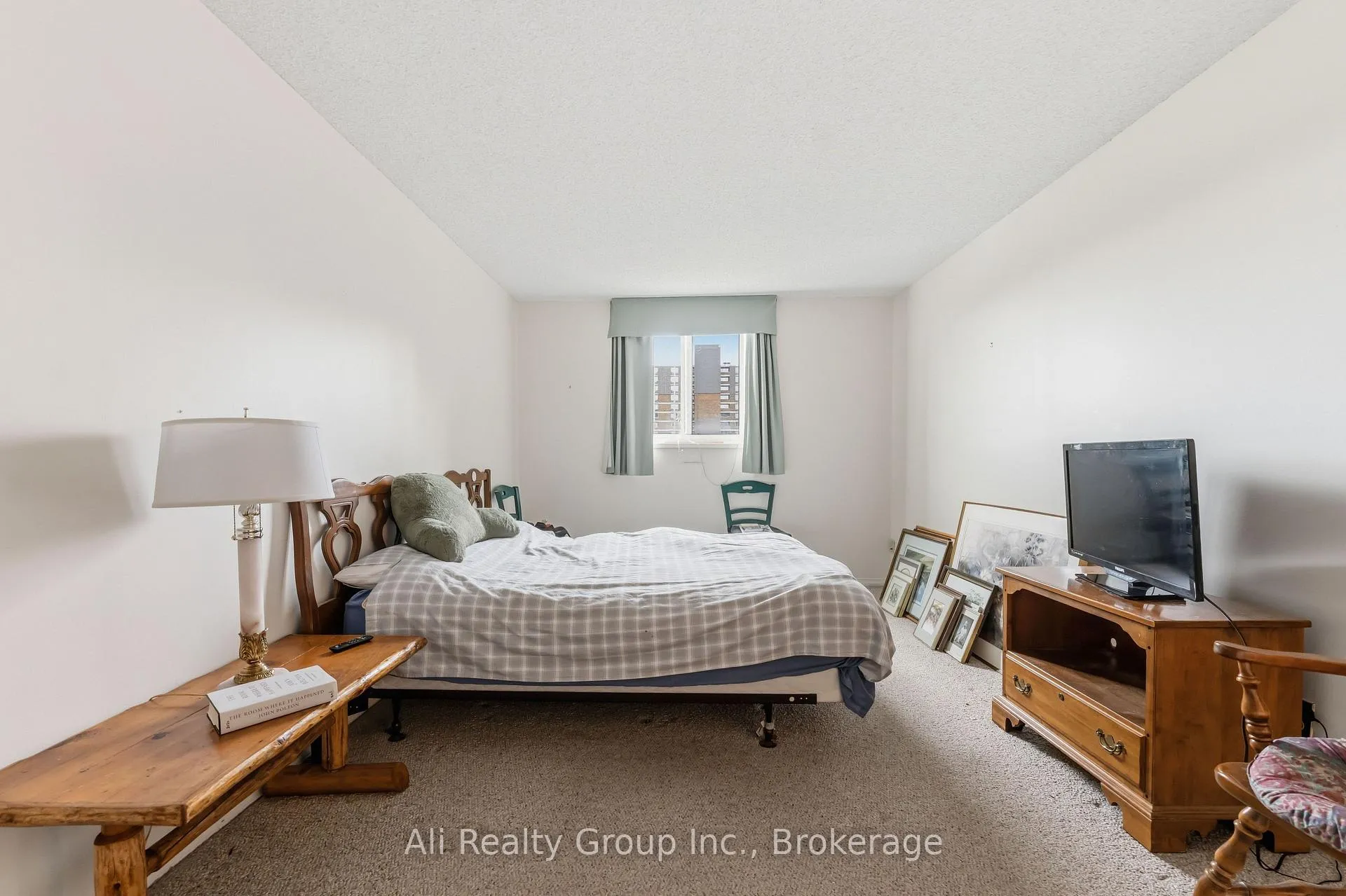 Photo 19 of Unit 610, 1705 Playfair Drive, Ottawa, Playfair Park — HOMEH