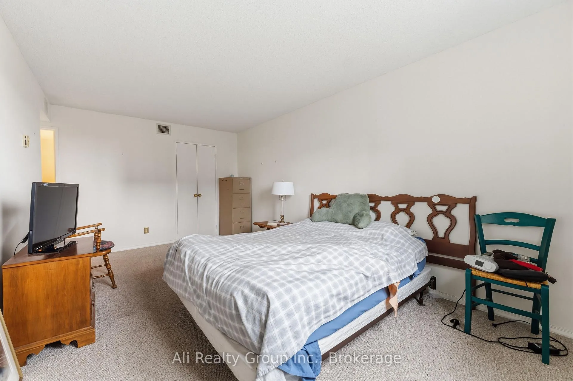 Photo 20 of Unit 610, 1705 Playfair Drive, Ottawa, Playfair Park — HOMEH