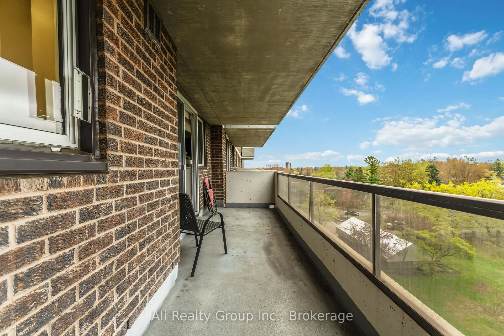 Photo 25 of Unit 610, 1705 Playfair Drive, Ottawa, Playfair Park — HOMEH