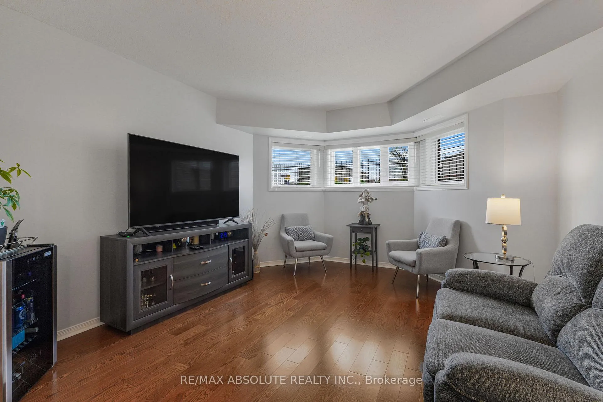 Photo 14 of Unit 2, 1967 Trim Road, Ottawa, Springridge/East Village — HOMEH