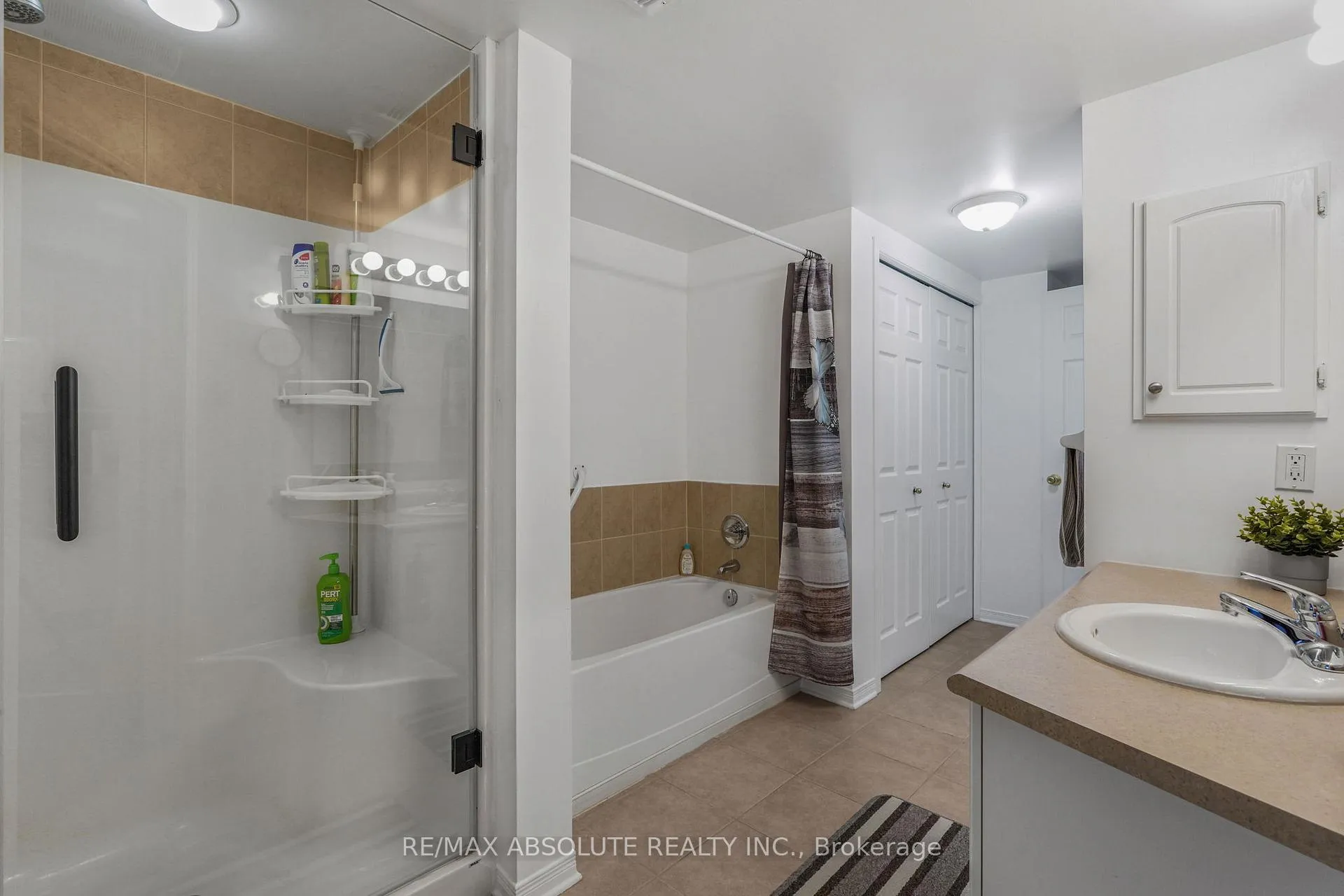 Photo 20 of Unit 2, 1967 Trim Road, Ottawa, Springridge/East Village — HOMEH
