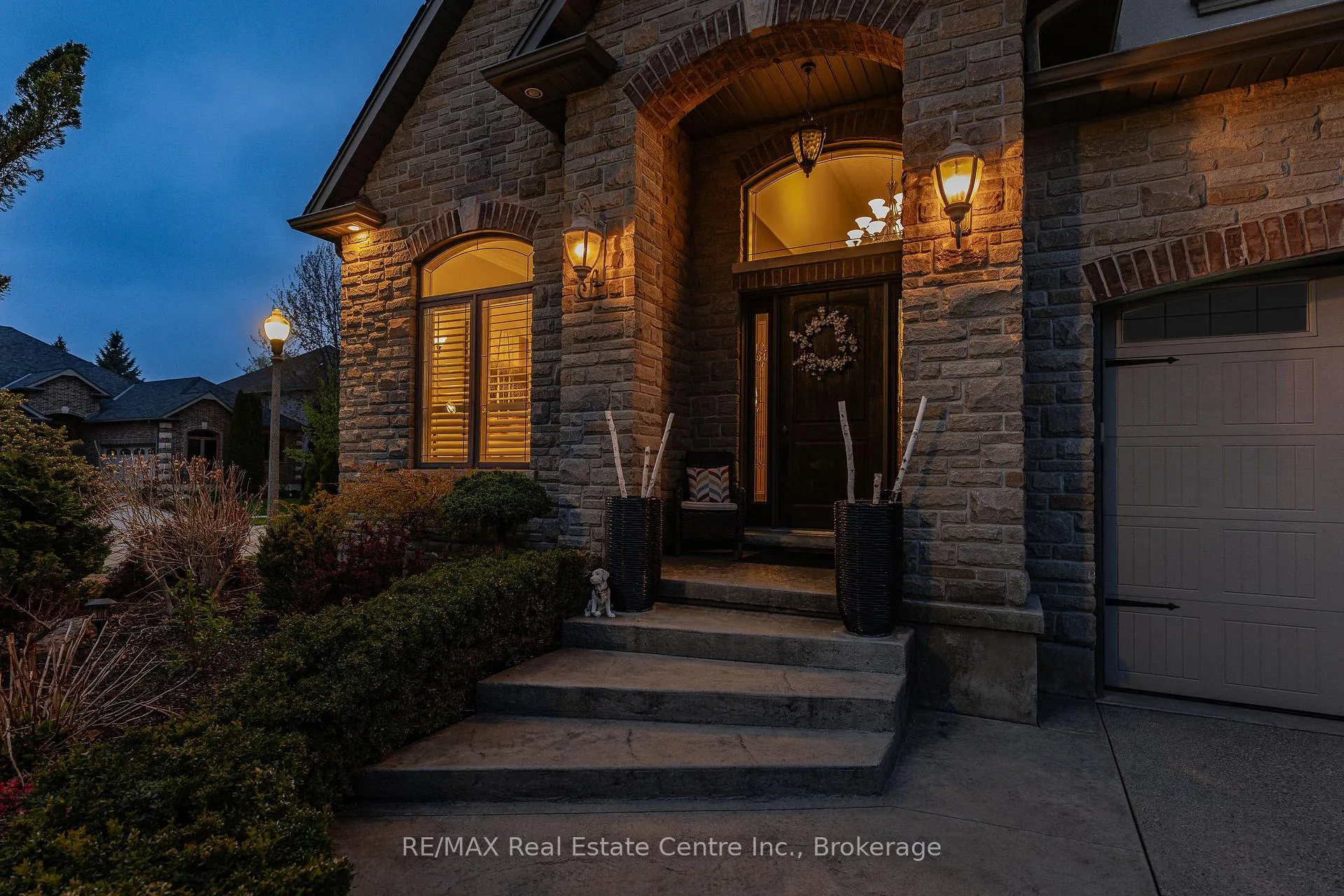 Photo 3 of 245 Joseph Schoerg Crescent, Kitchener, Pioneer Tower West — HOMEH