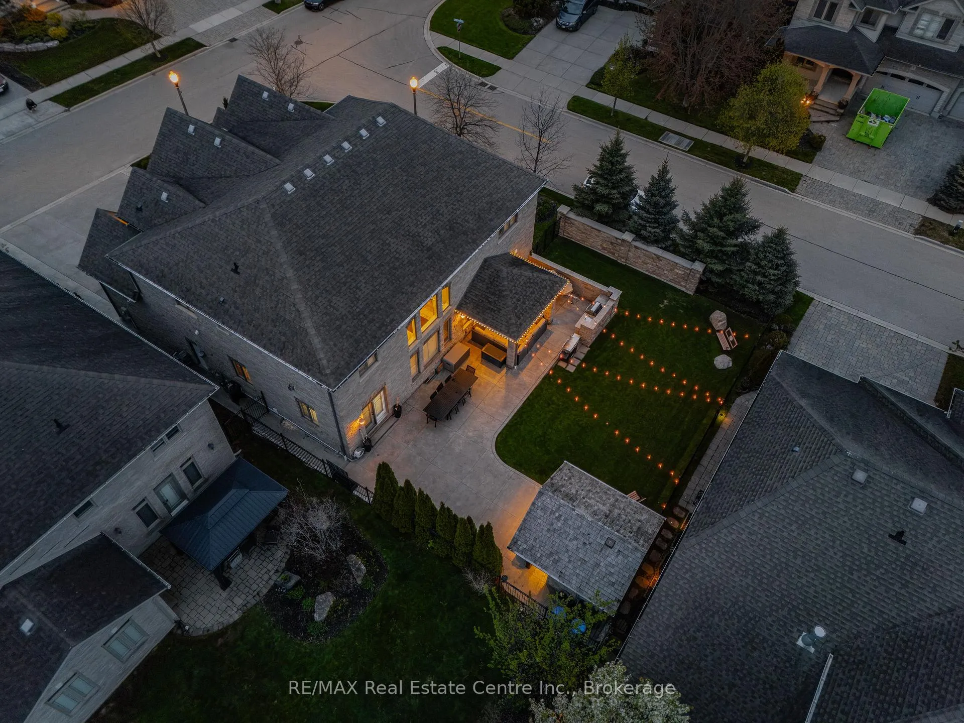 Photo 5 of 245 Joseph Schoerg Crescent, Kitchener, Pioneer Tower West — HOMEH