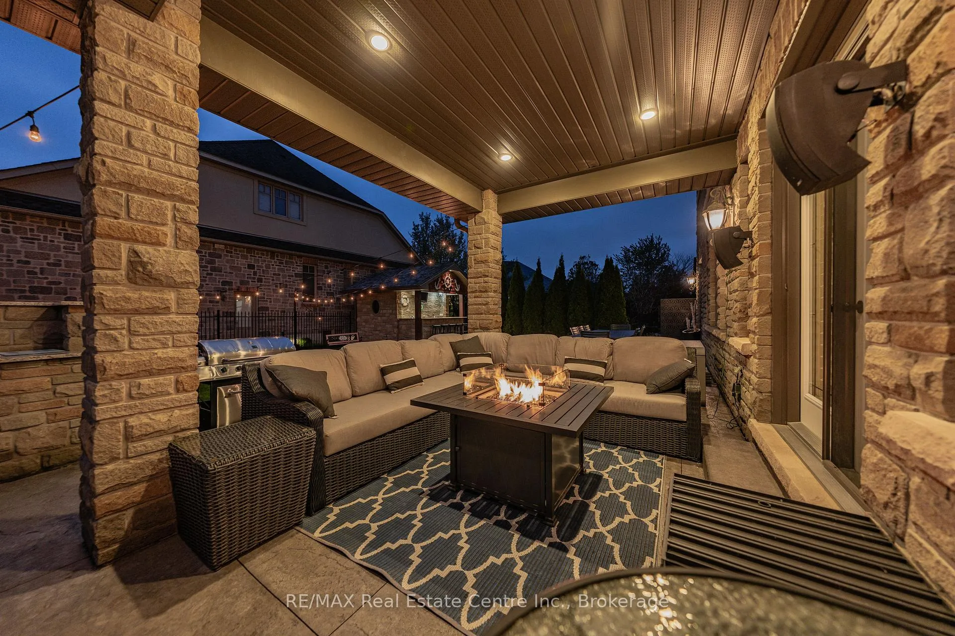 Photo 6 of 245 Joseph Schoerg Crescent, Kitchener, Pioneer Tower West — HOMEH