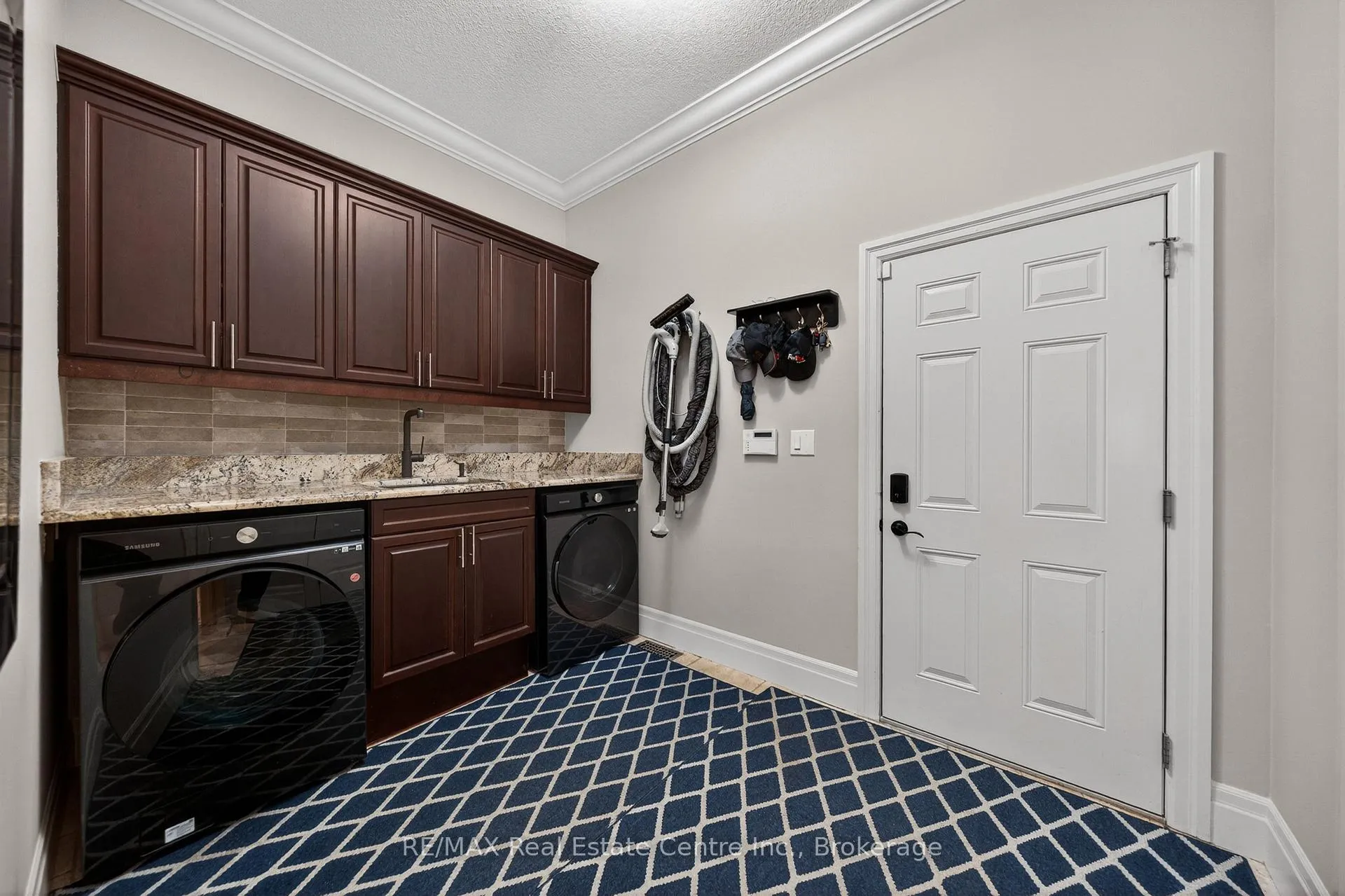 Photo 24 of 245 Joseph Schoerg Crescent, Kitchener, Pioneer Tower West — HOMEH