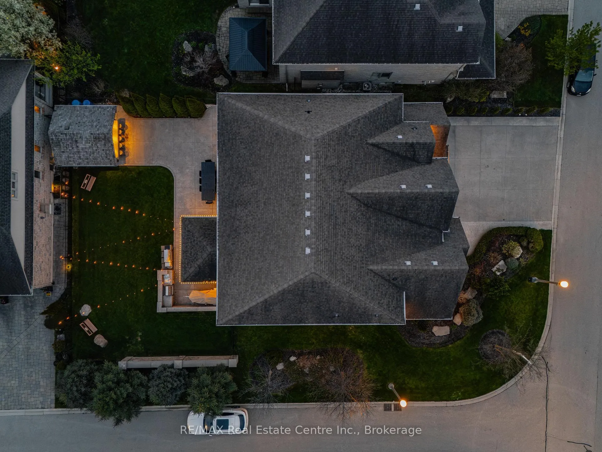 Photo 46 of 245 Joseph Schoerg Crescent, Kitchener, Pioneer Tower West — HOMEH