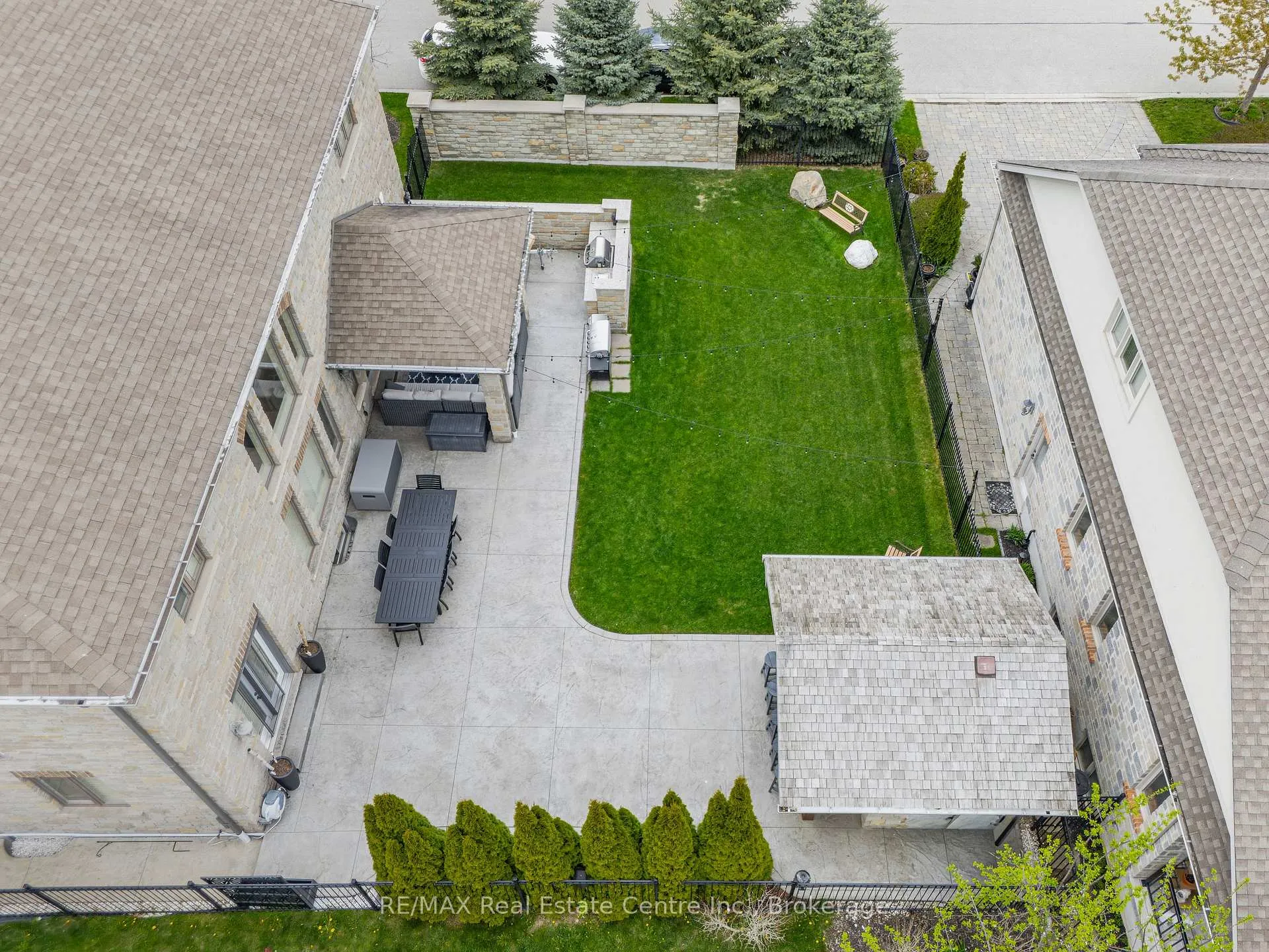 Photo 47 of 245 Joseph Schoerg Crescent, Kitchener, Pioneer Tower West — HOMEH