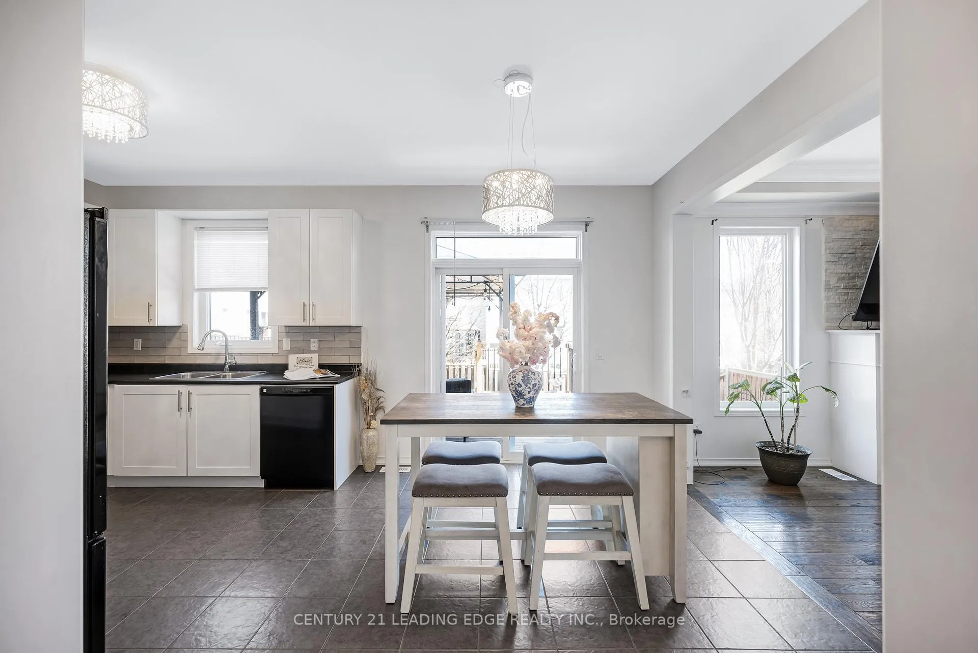 Photo 8 of 720 Fisher Street E, Cobourg — HOMEH