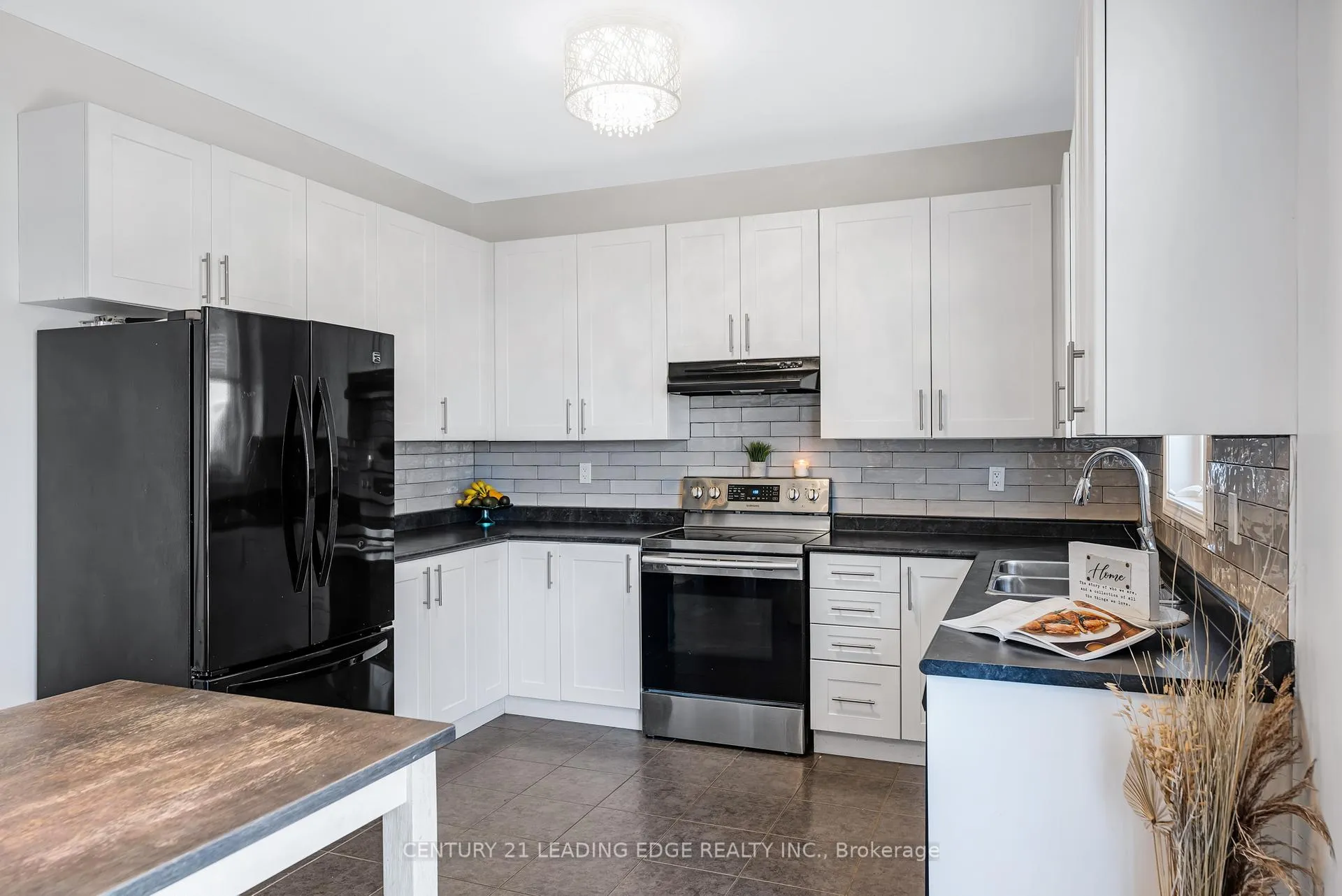 Photo 9 of 720 Fisher Street E, Cobourg — HOMEH