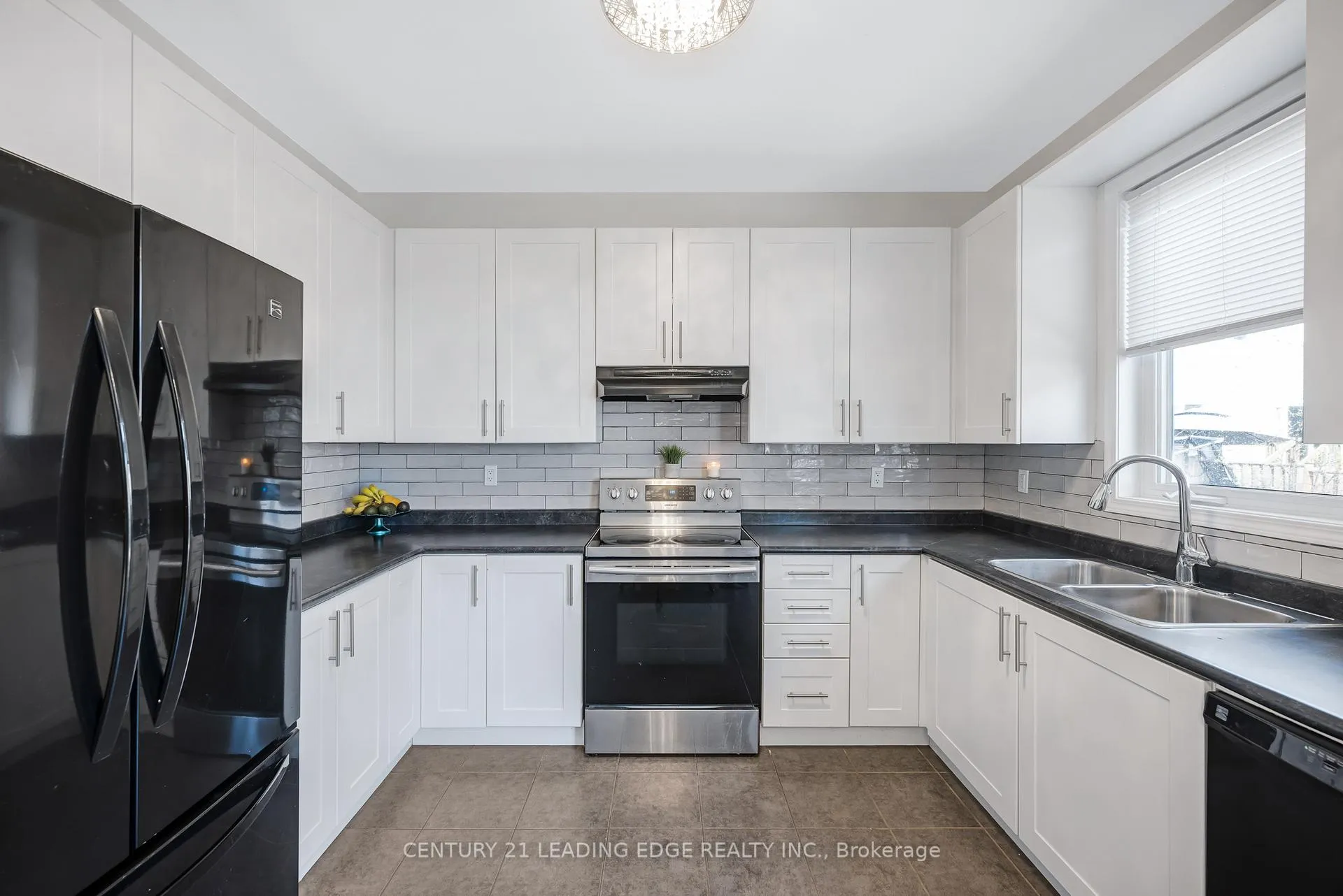 Photo 10 of 720 Fisher Street E, Cobourg — HOMEH