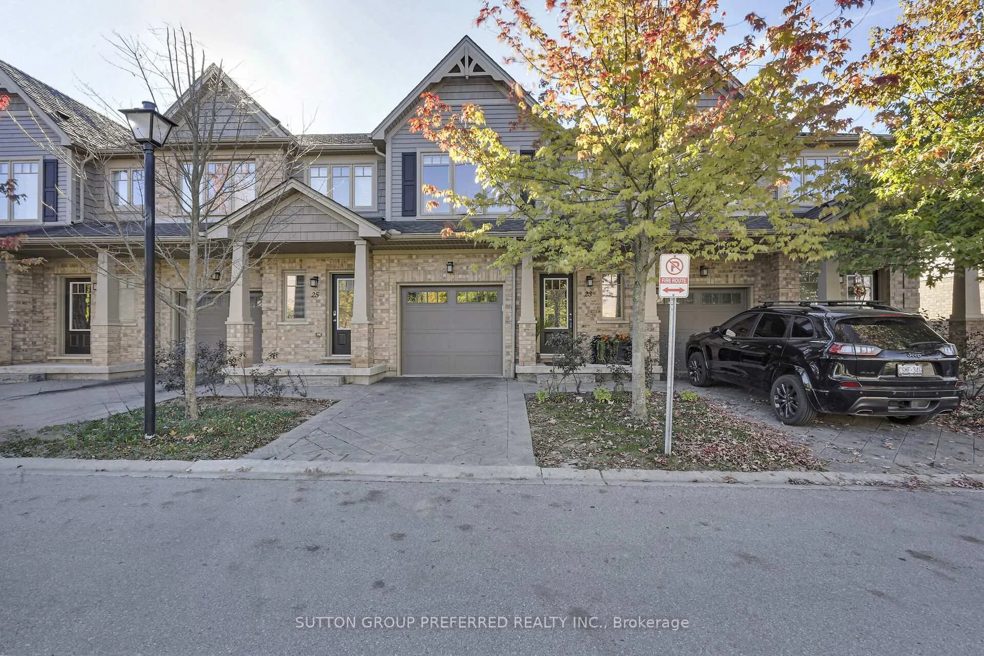 Front of Unit 23, 1924 Cedarhollow Boulevard