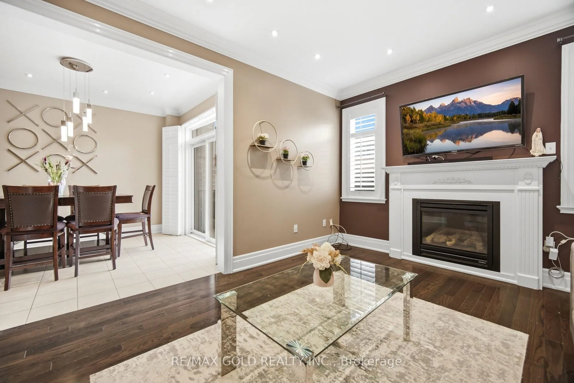 Photo 10 of 23 Mission Ridge Trail, Brampton, Bram East — HOMEH