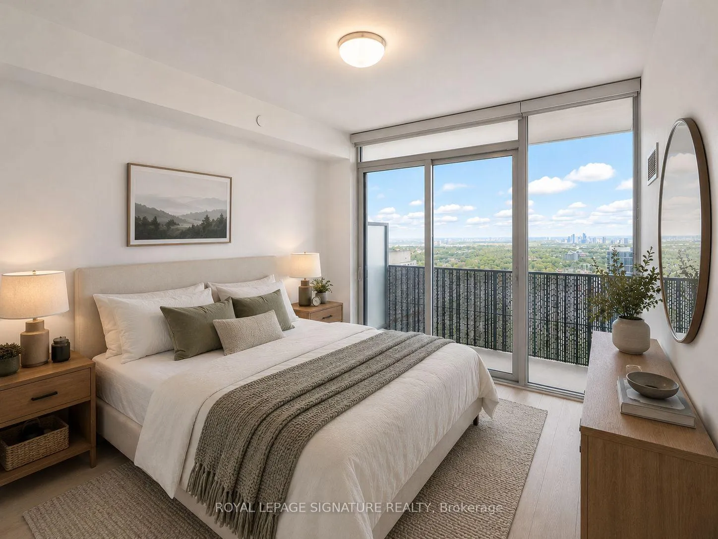 Photo 4 of Unit 3608, 8 Eglinton Avenue E, Toronto, Mount Pleasant West — HOMEH