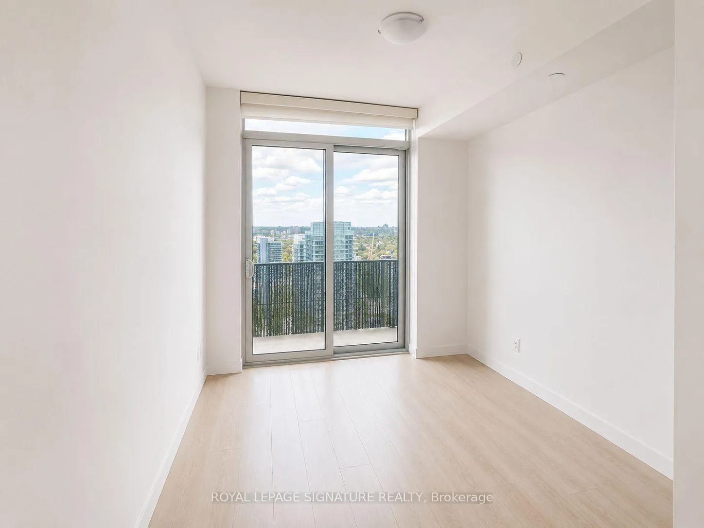 Photo 17 of Unit 3608, 8 Eglinton Avenue E, Toronto, Mount Pleasant West — HOMEH