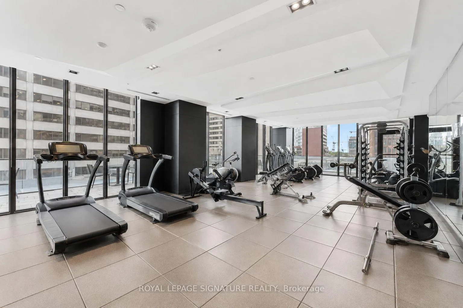 Photo 29 of Unit 3608, 8 Eglinton Avenue E, Toronto, Mount Pleasant West — HOMEH