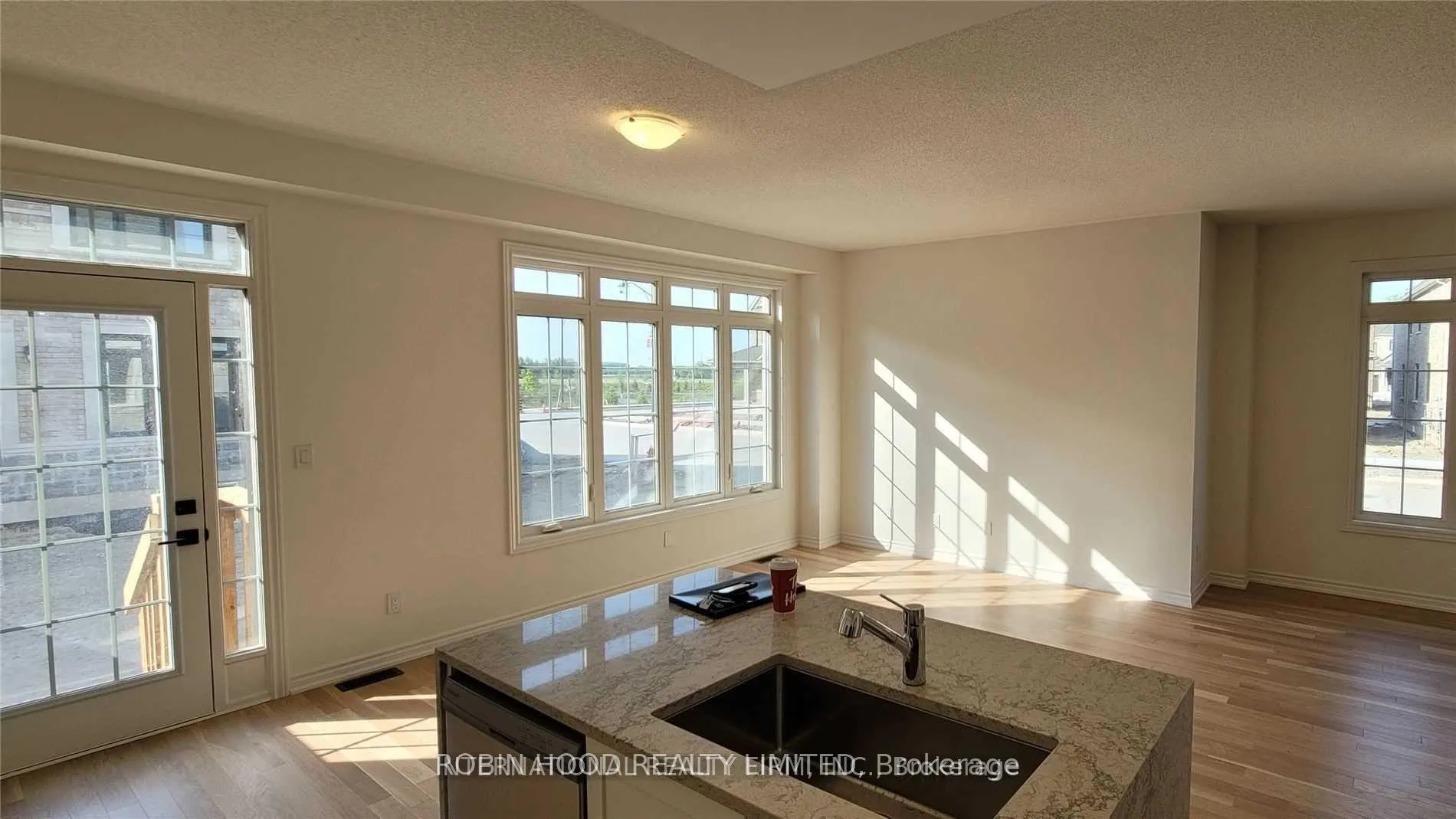 Photo 4 of 305 Thimbleweed Court, Milton, Walker — HOMEH