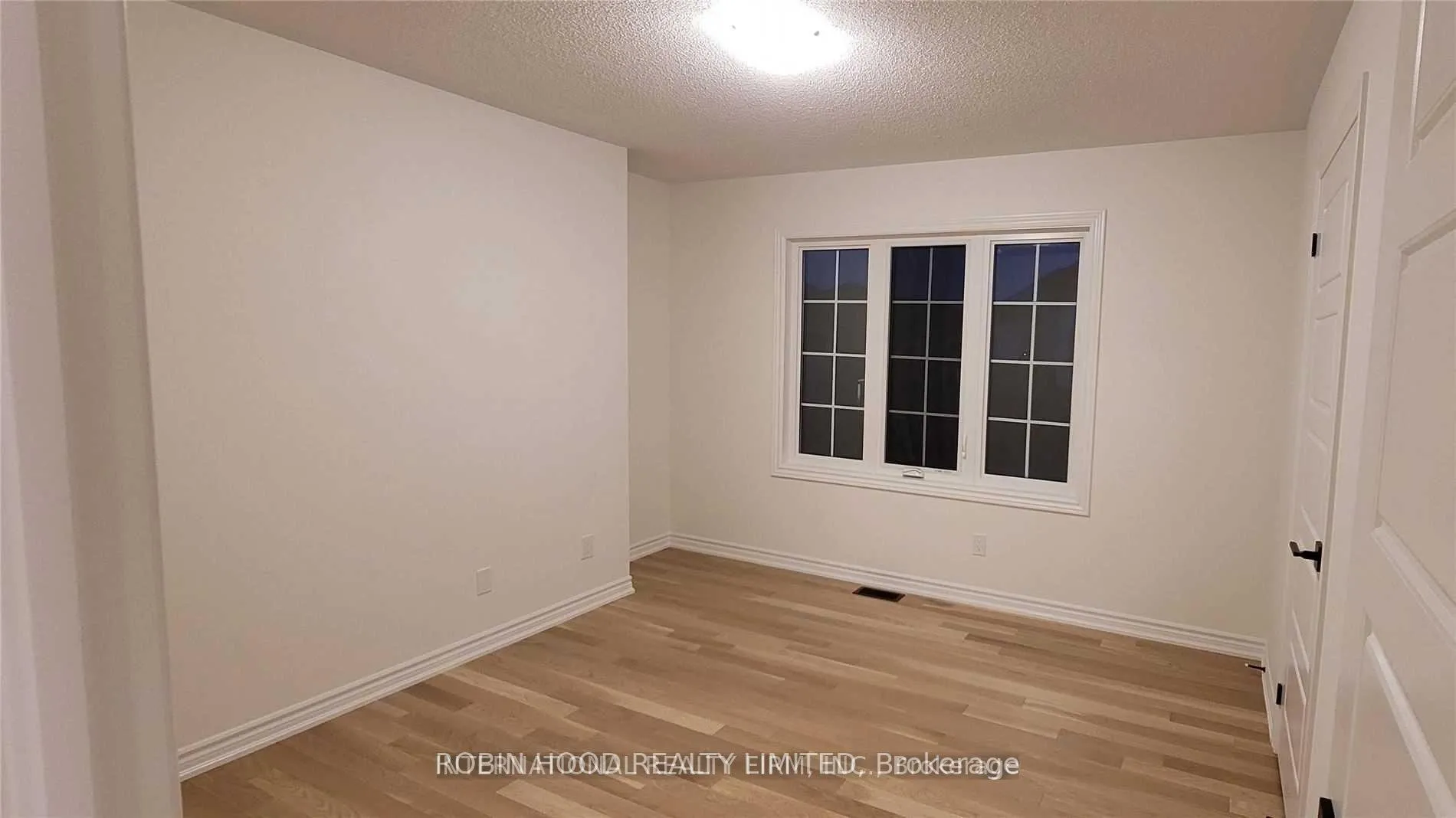 Photo 16 of 305 Thimbleweed Court, Milton, Walker — HOMEH