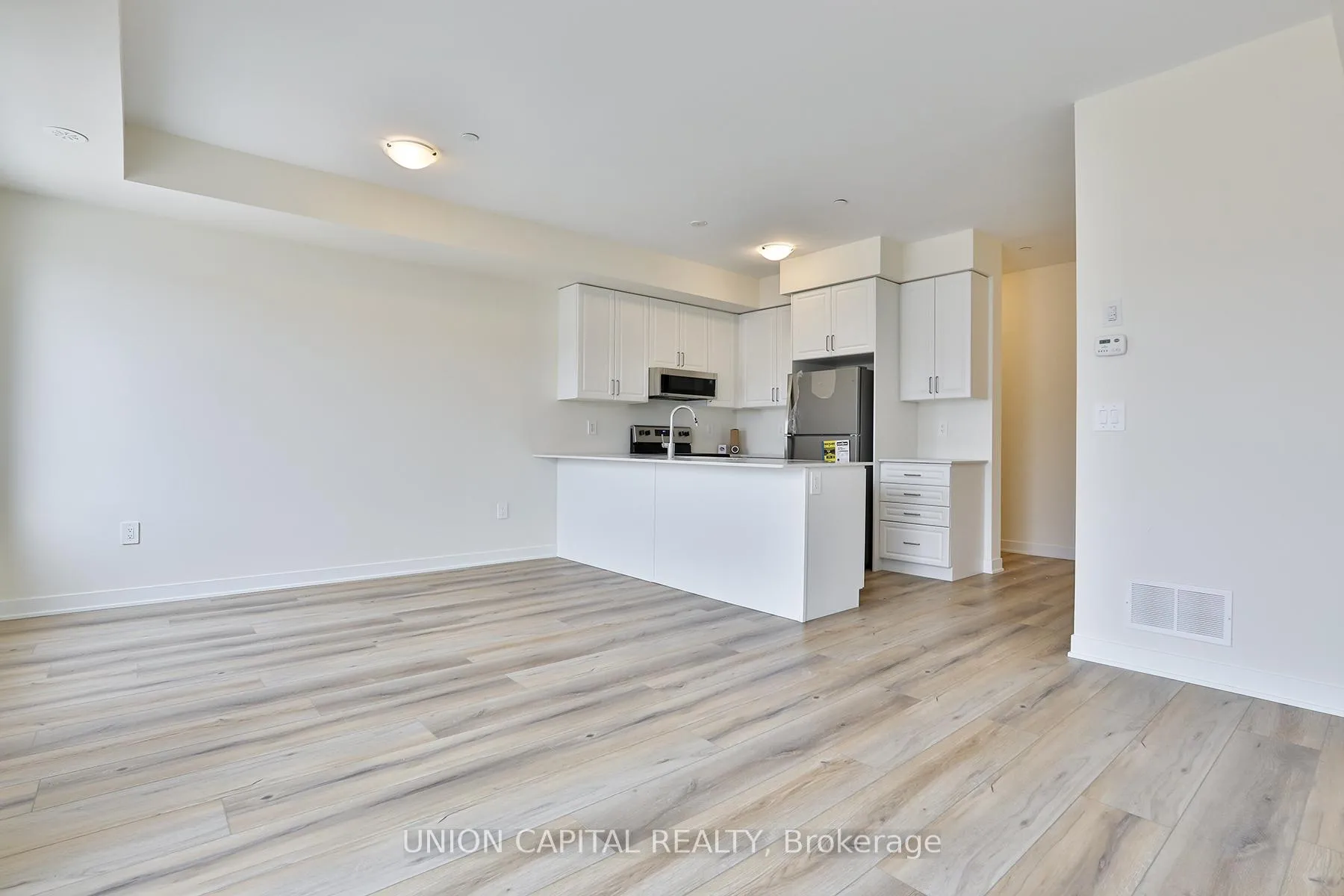 Photo 3 of Unit 330, 1695 Dersan Street, Pickering, Duffin Heights — HOMEH