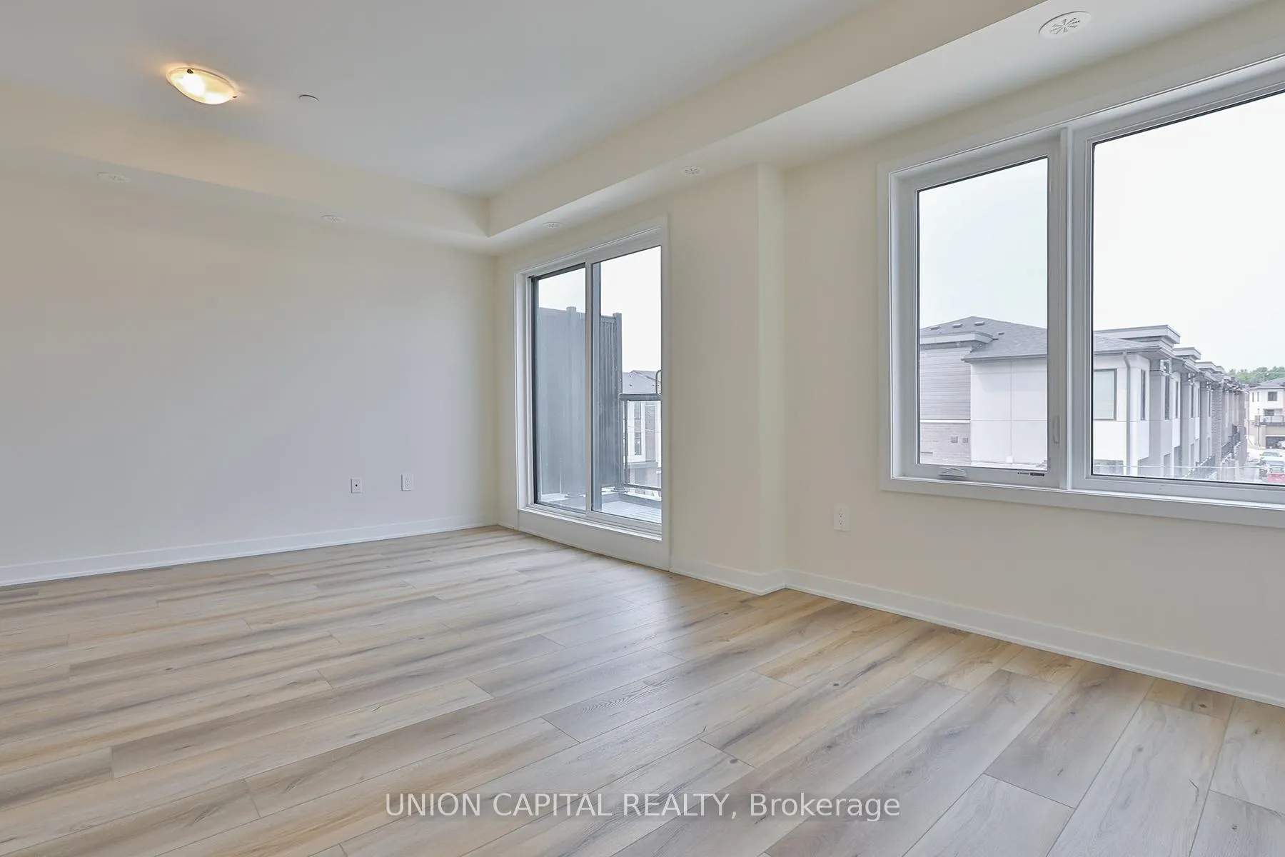 Photo 5 of Unit 330, 1695 Dersan Street, Pickering, Duffin Heights — HOMEH