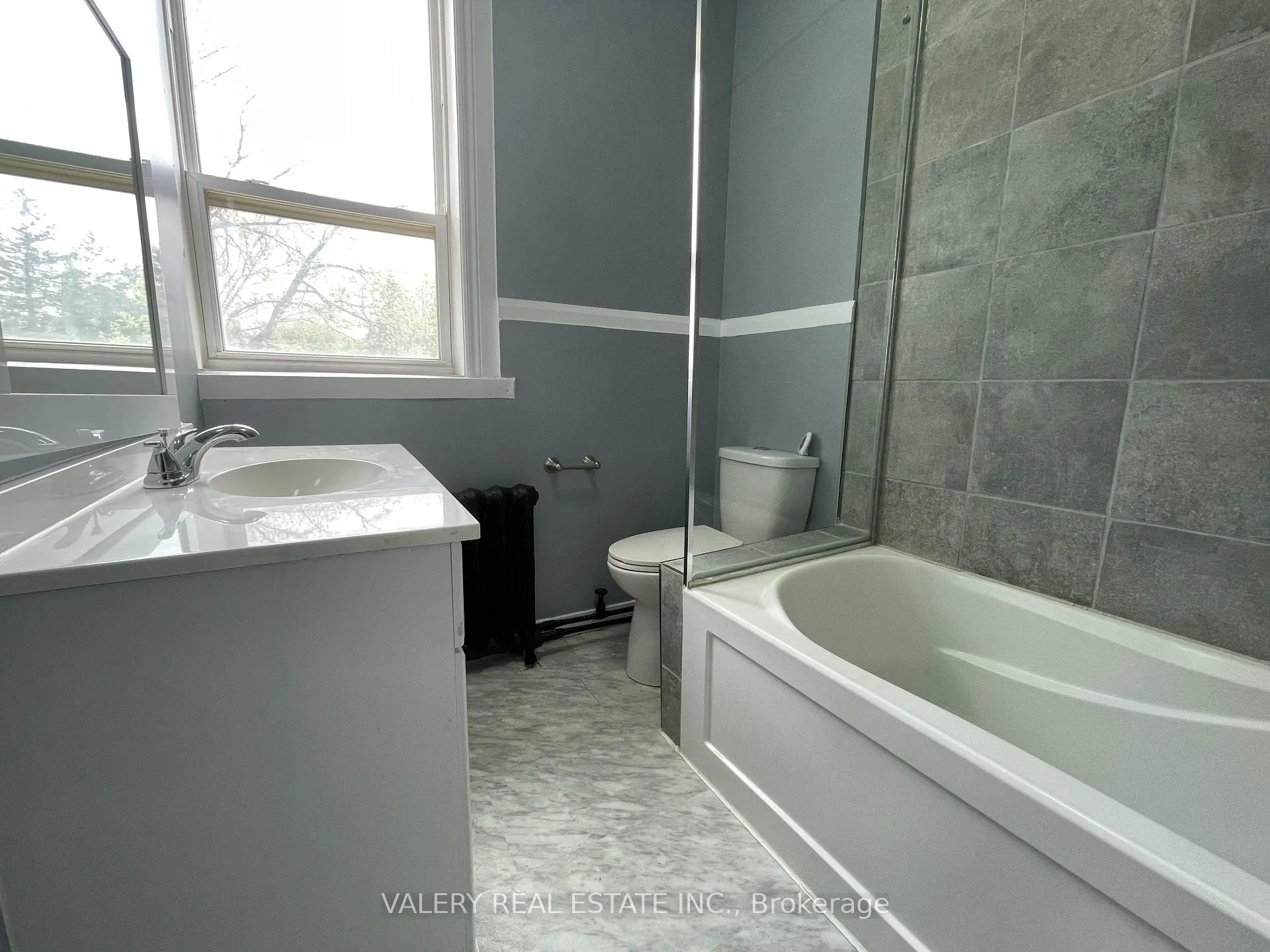 Photo 14 of Unit Main, 49 Madison Avenue N, Kitchener — HOMEH