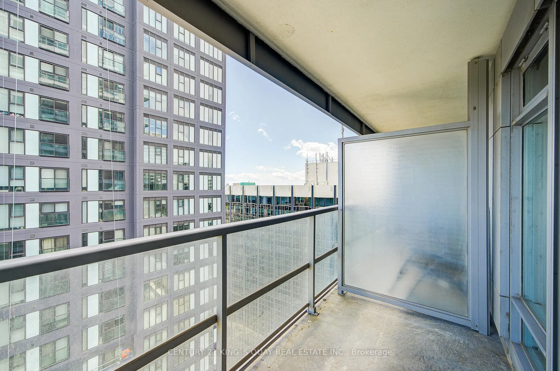 Photo 22 of Unit 2403, 2181 Yonge Street, Toronto, Mount Pleasant West — HOMEH