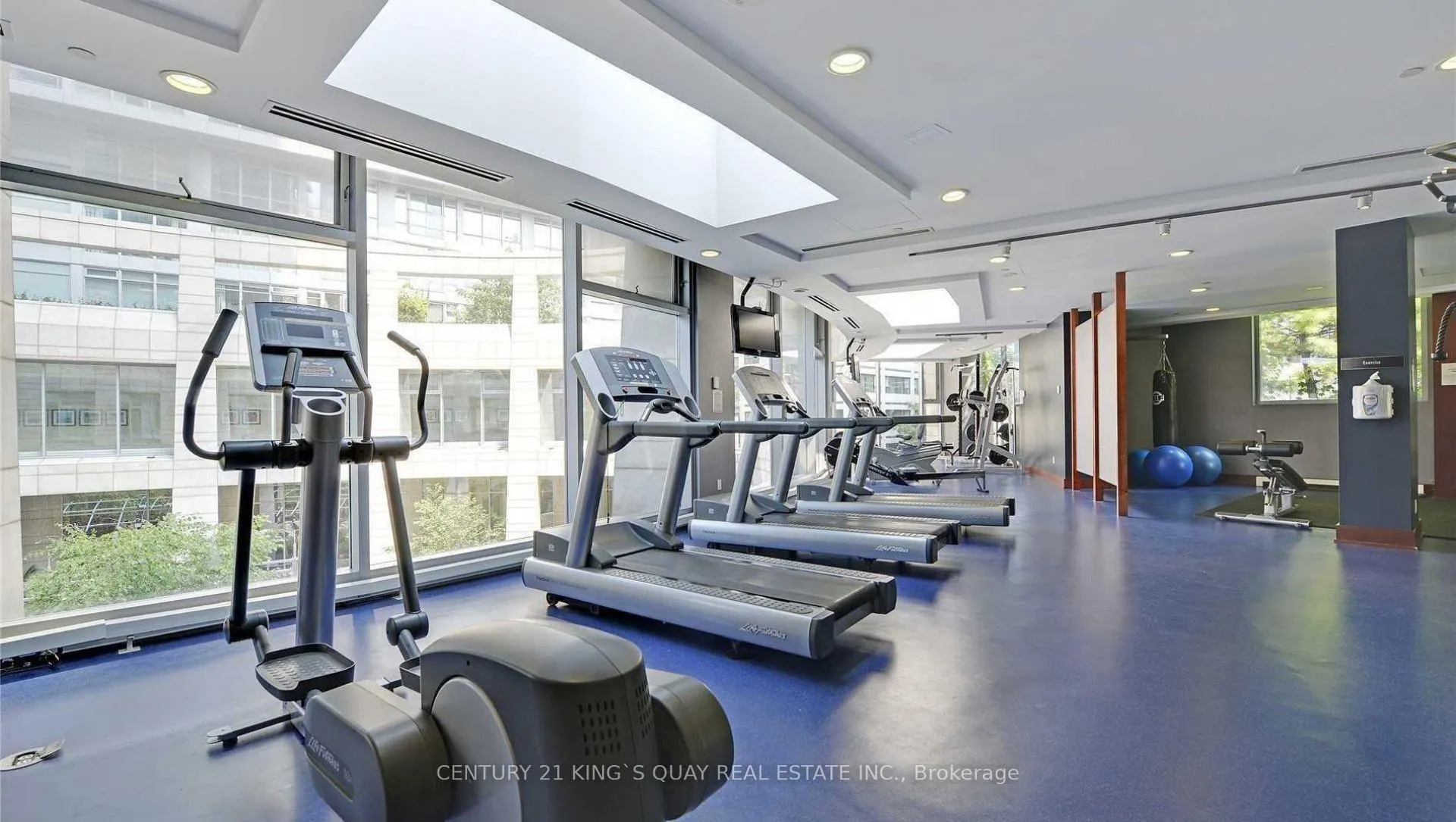 Photo 25 of Unit 2403, 2181 Yonge Street, Toronto, Mount Pleasant West — HOMEH