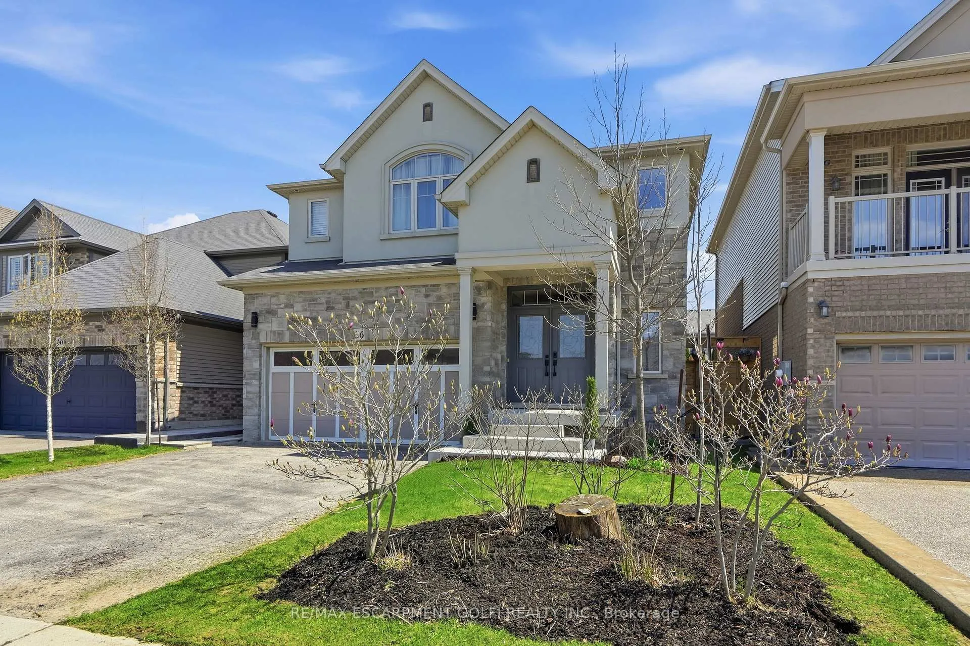Photo 2 of 36 Pavilion Drive, Hamilton, Binbrook — HOMEH