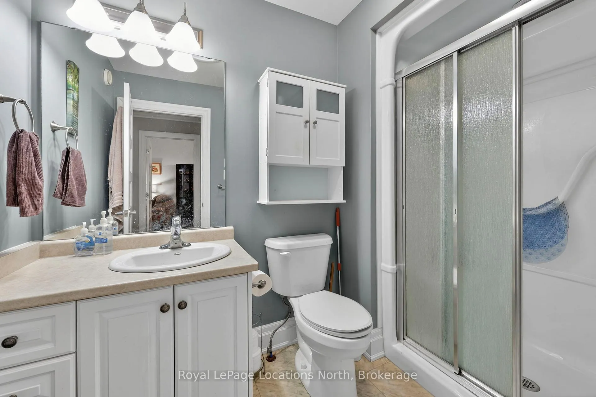 Photo 23 of 47 Clover Crescent, Wasaga Beach — HOMEH