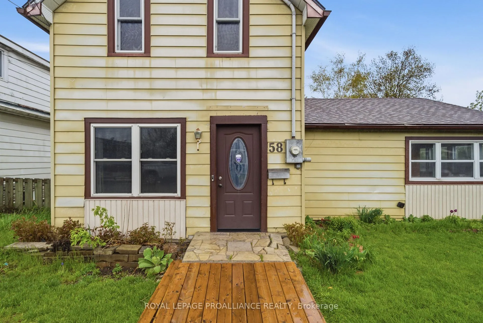 Photo 5 of 58 John Street, Quinte West, Trenton Ward — HOMEH