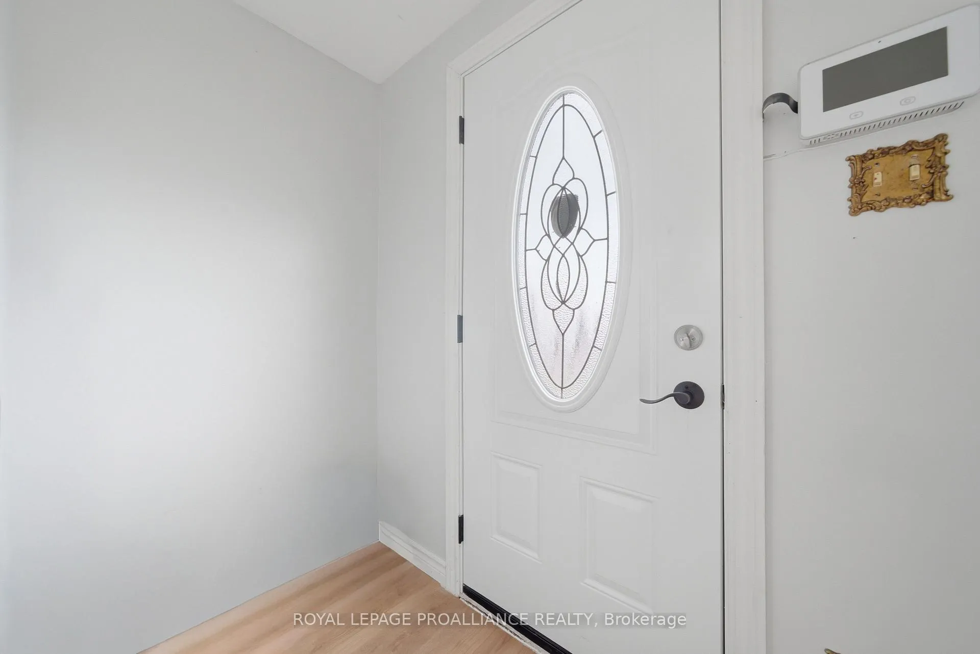 Photo 6 of 58 John Street, Quinte West, Trenton Ward — HOMEH
